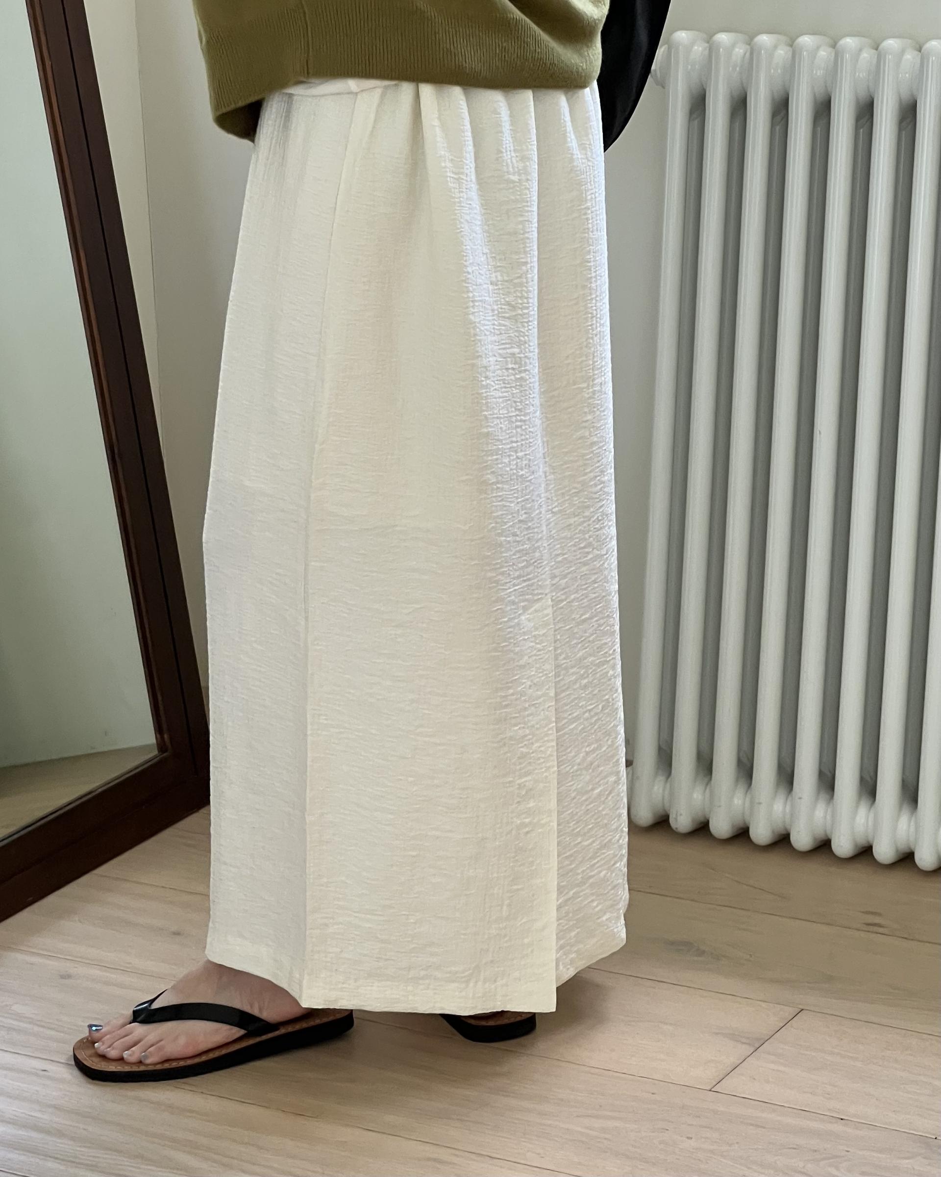 base wrinkle skirt (black/cream)