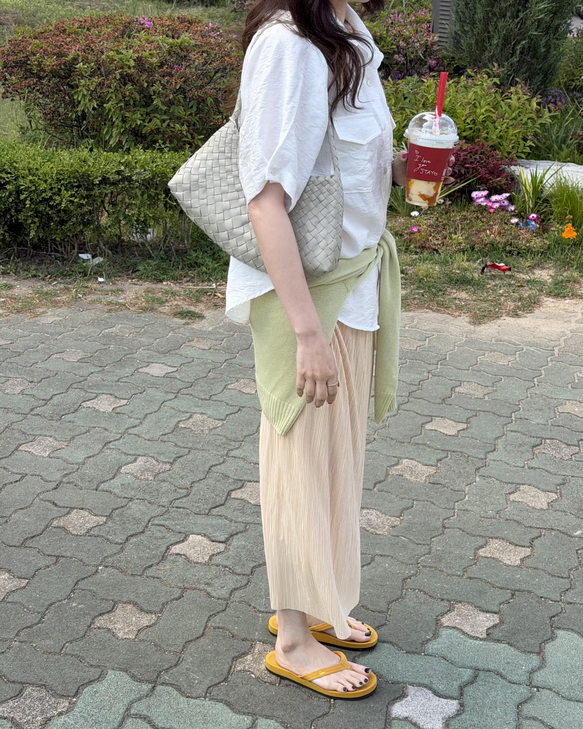 shell half shirt (cream/charcoal) 완