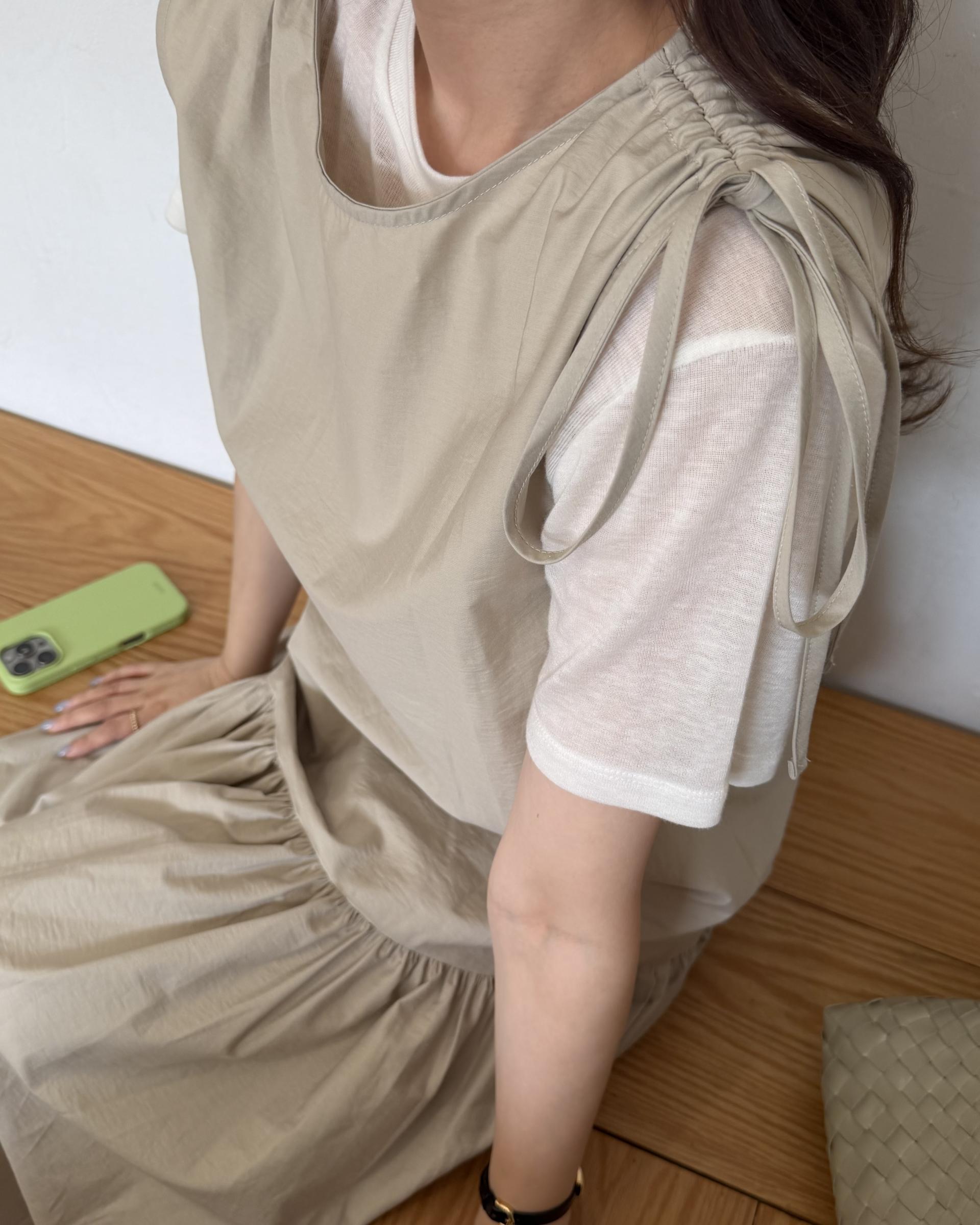 butter ribbon dress (beige/white)