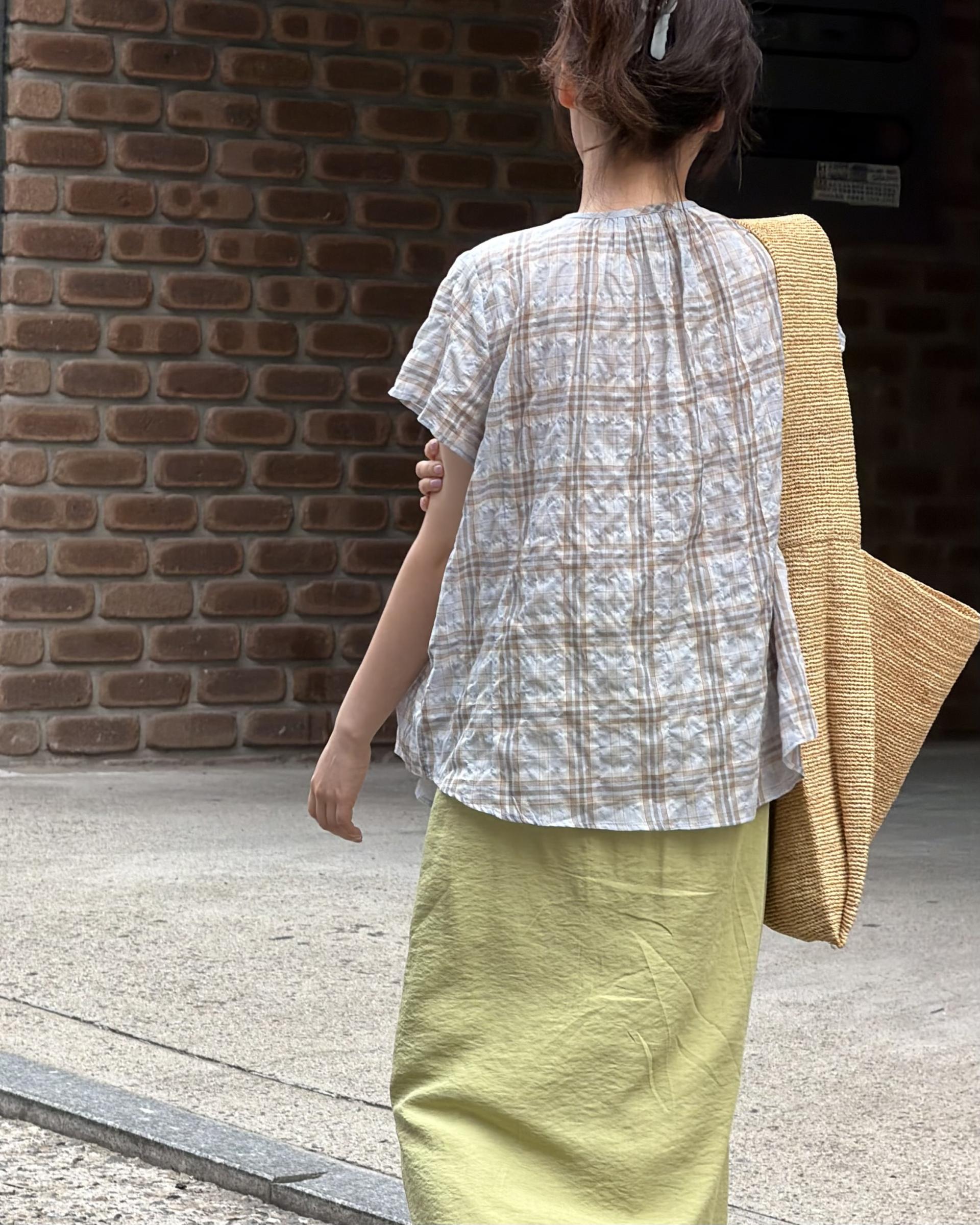riri check blouse