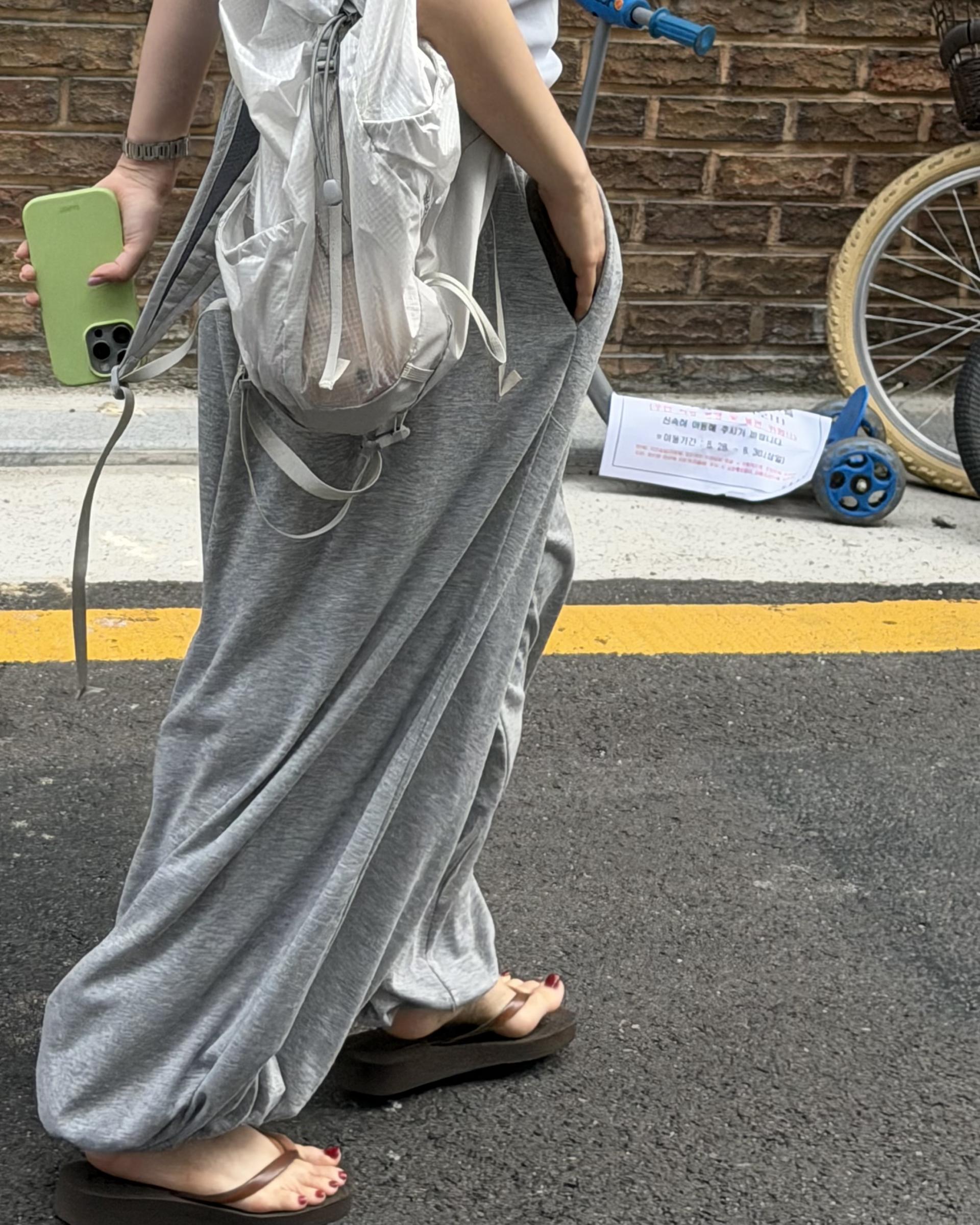 merge banding pants