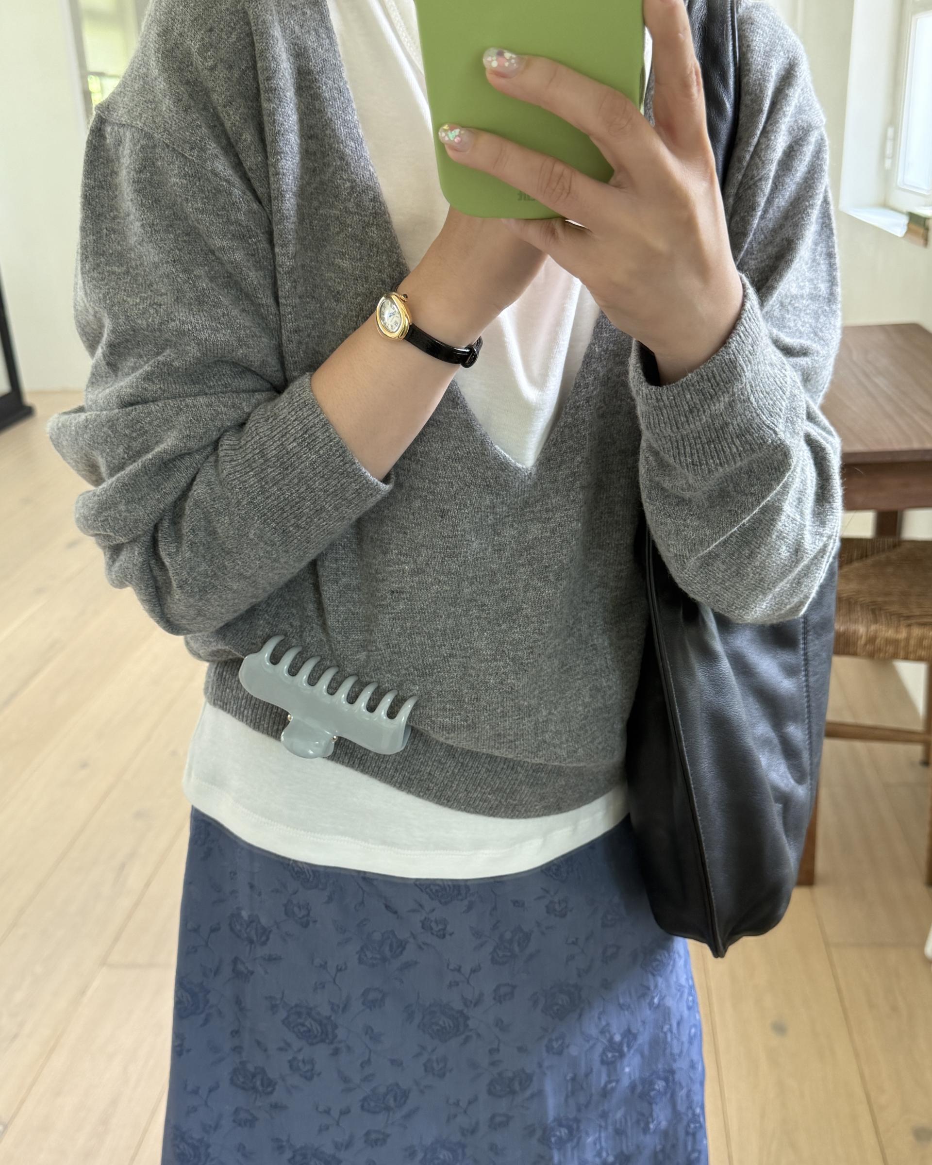 till deep v-neck knit (grey)