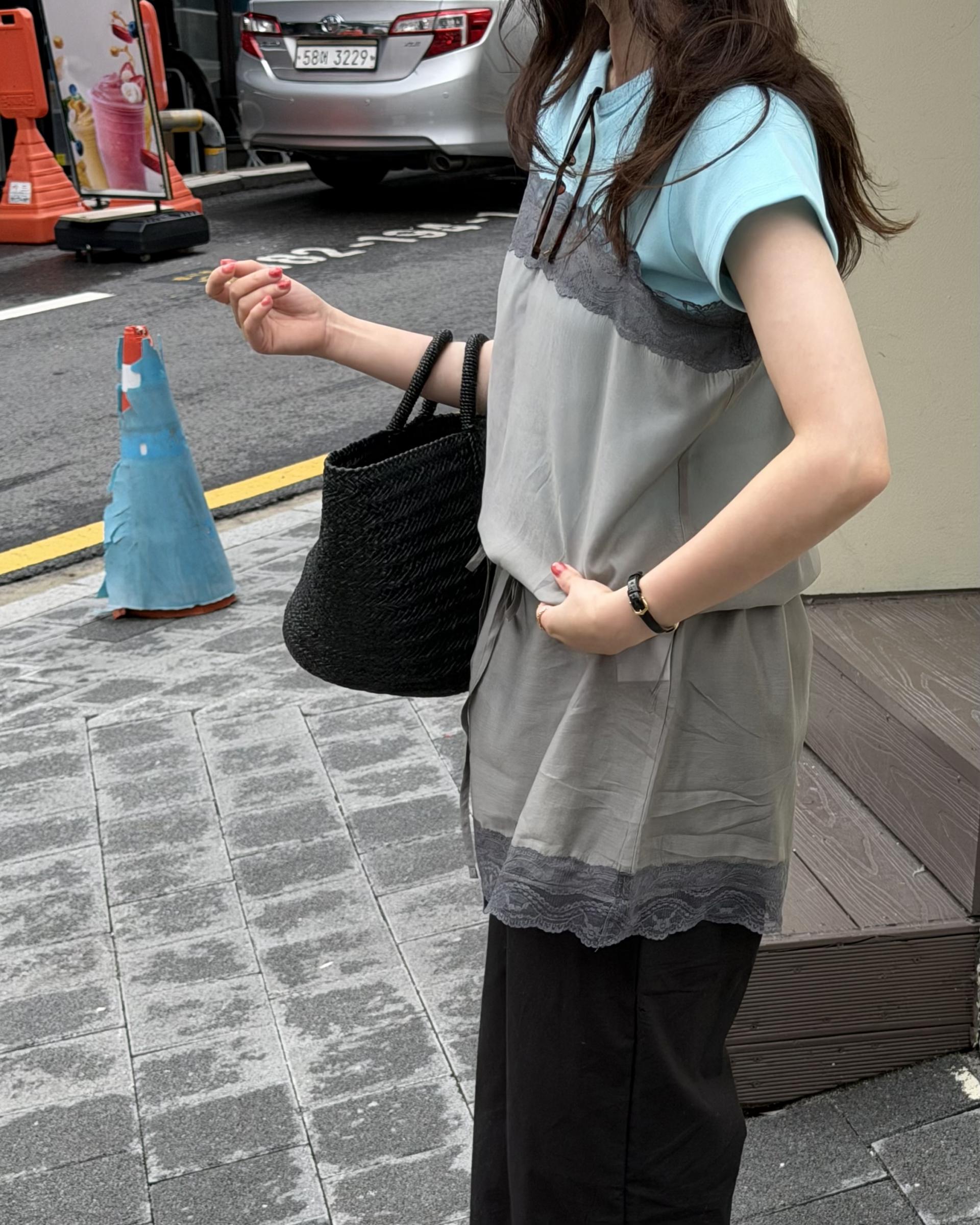 madame lace dress (butter/grey)