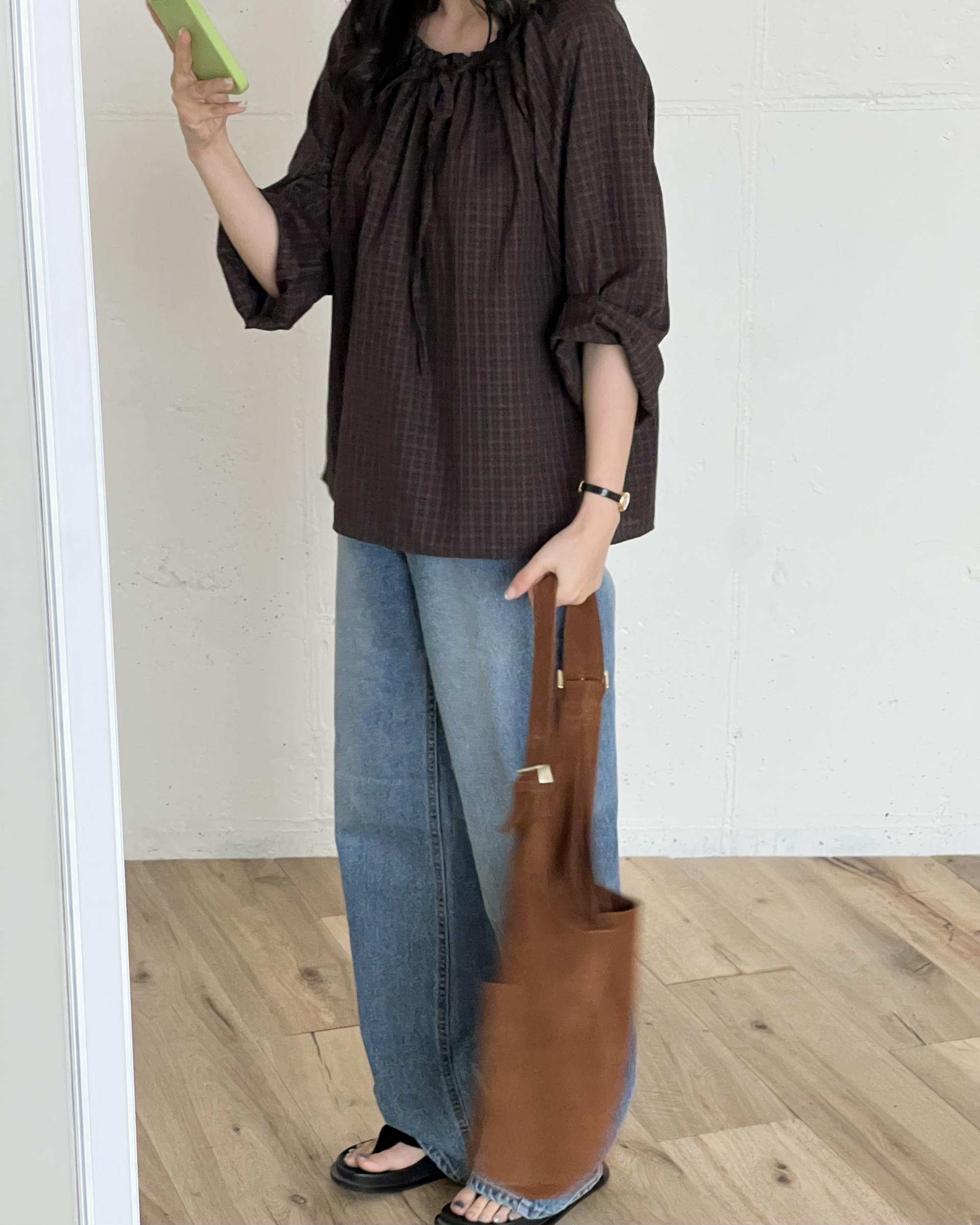 aman check blouse (brown)