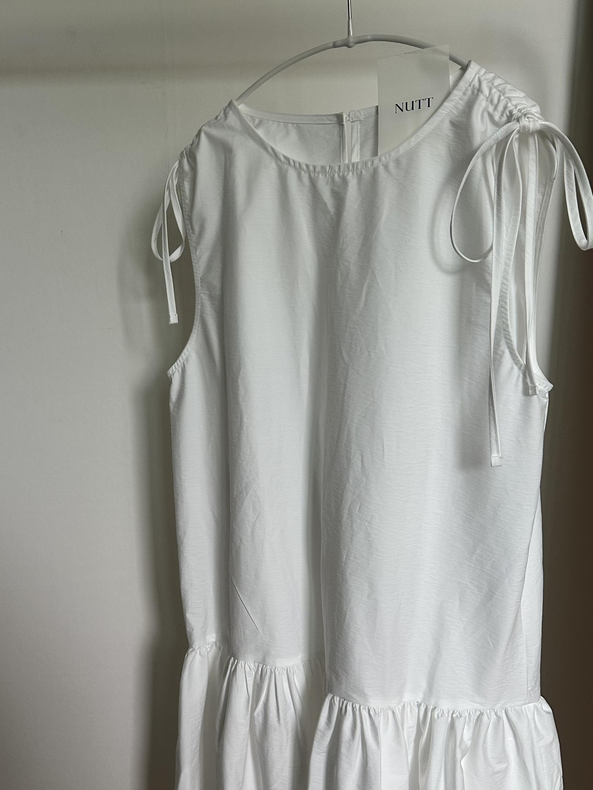butter ribbon dress (beige/white)