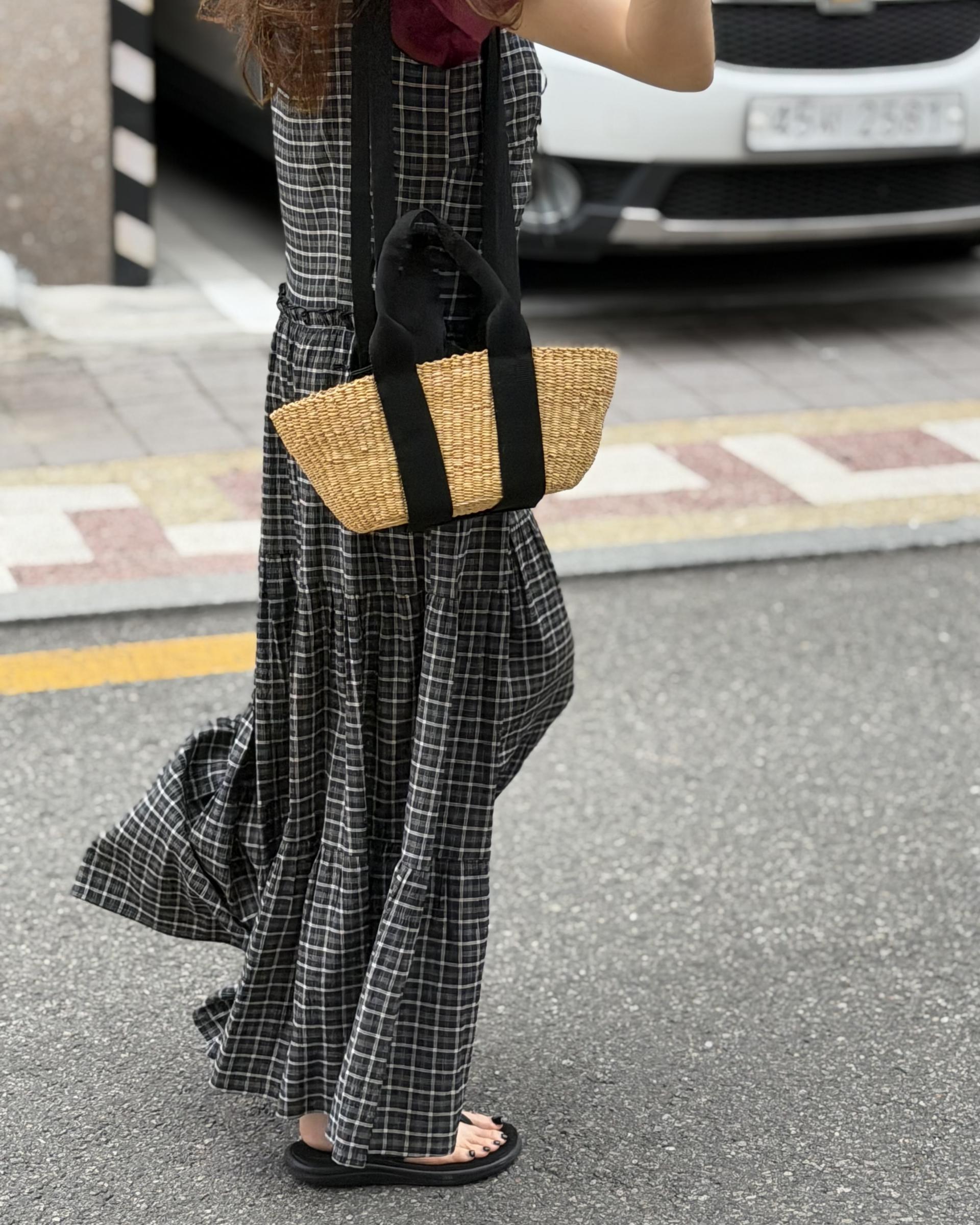 kate check dress (black/blue)