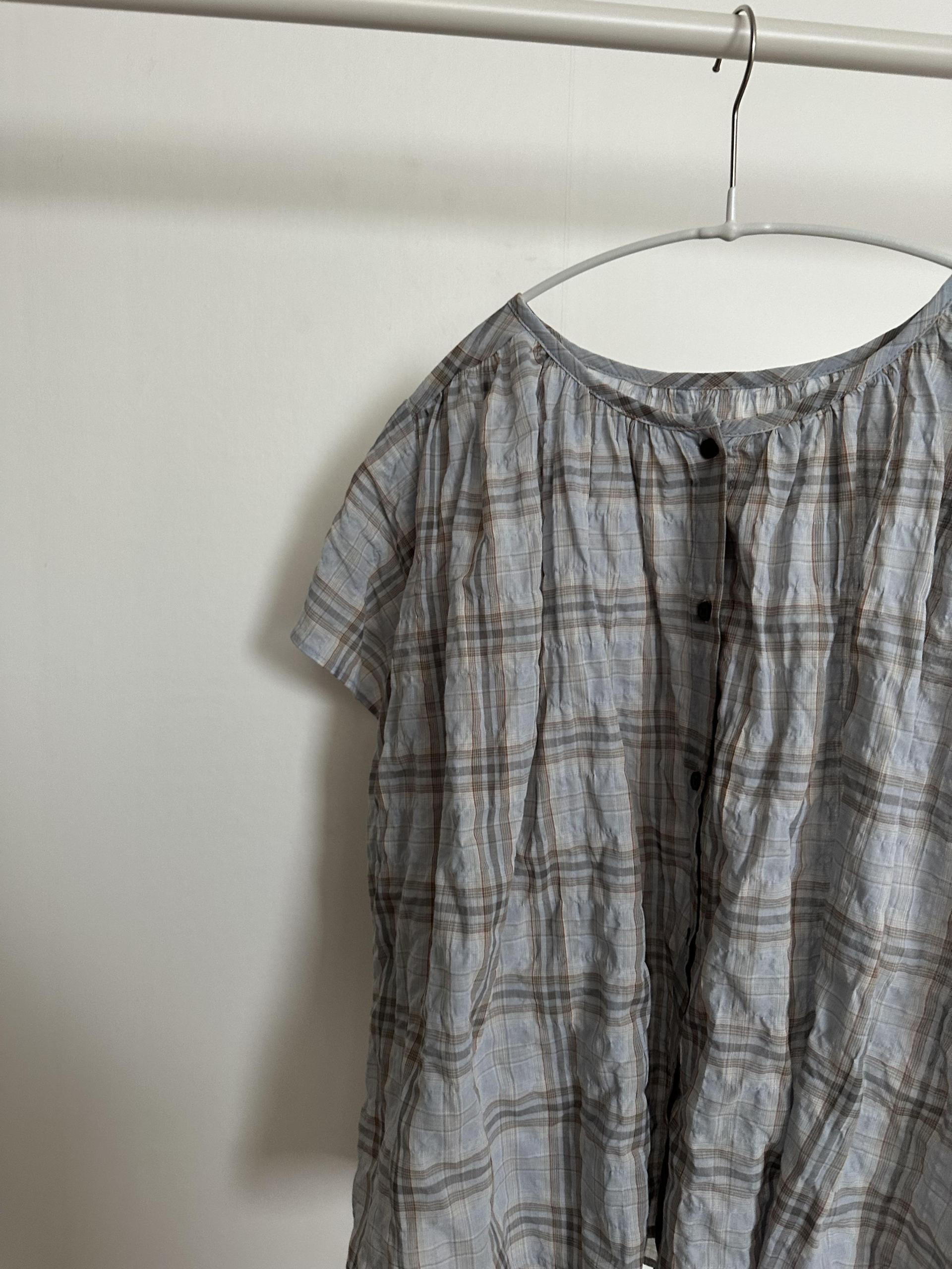 riri check blouse