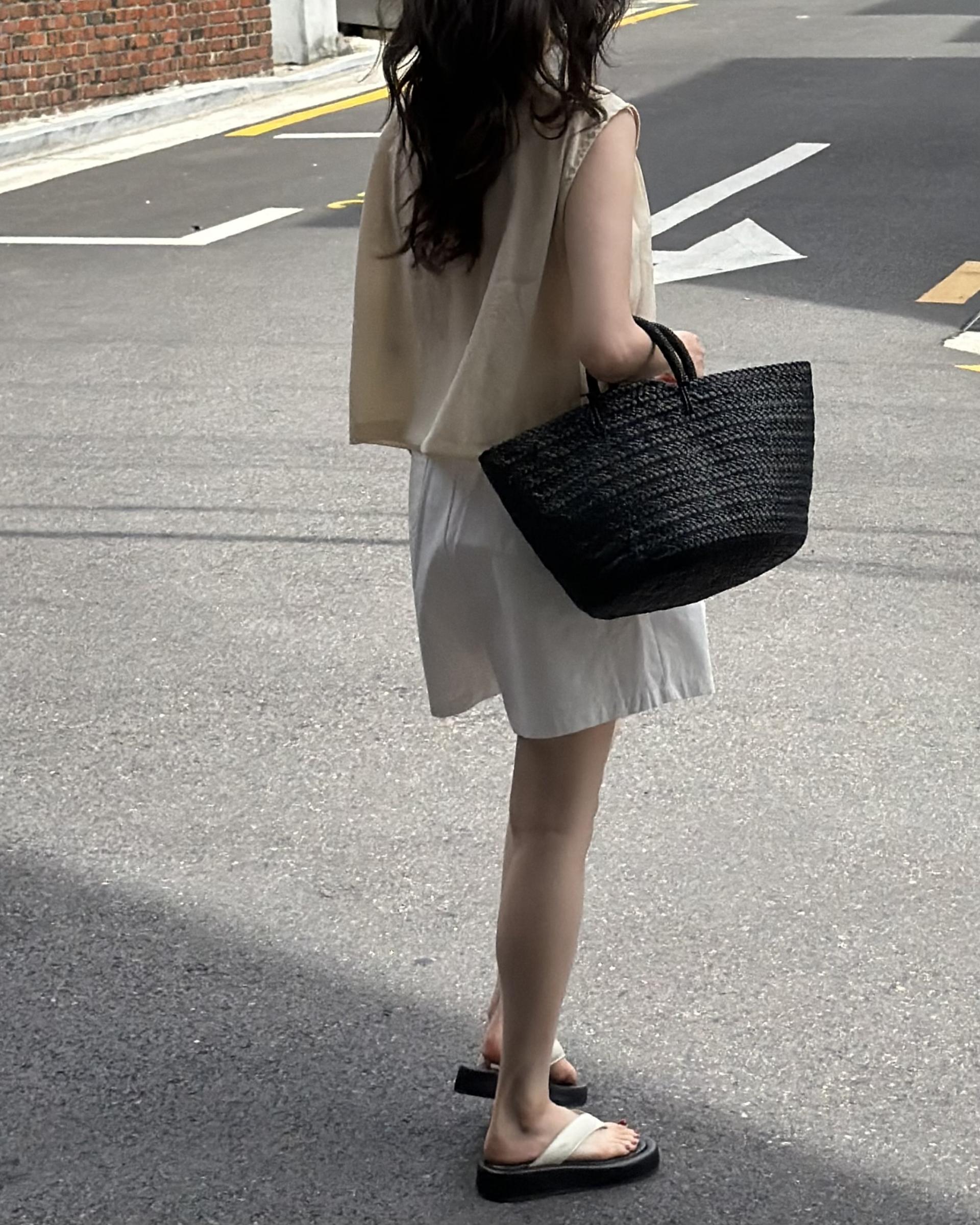 row half pants (beige/white)