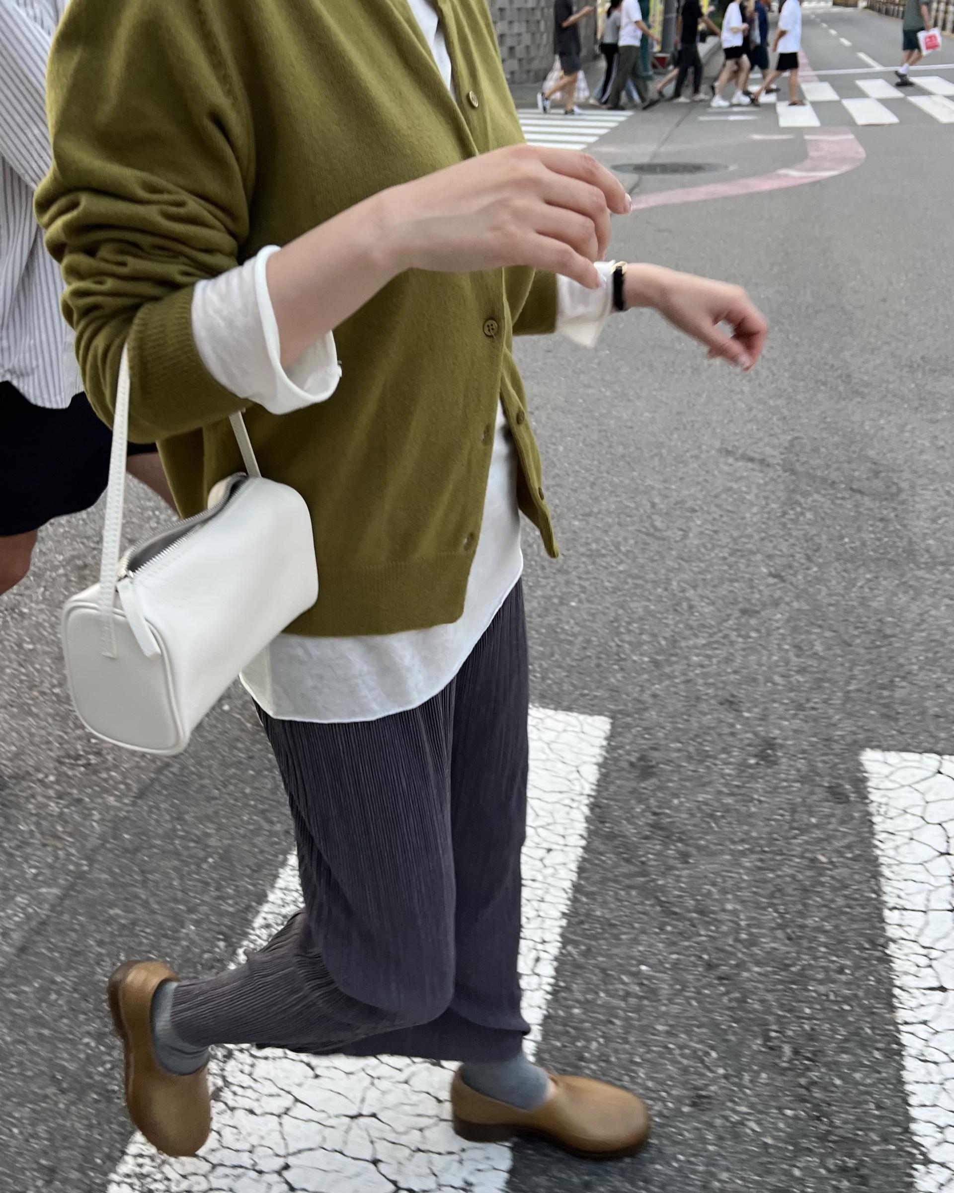 bowl round cardigan (grey/khaki/red)