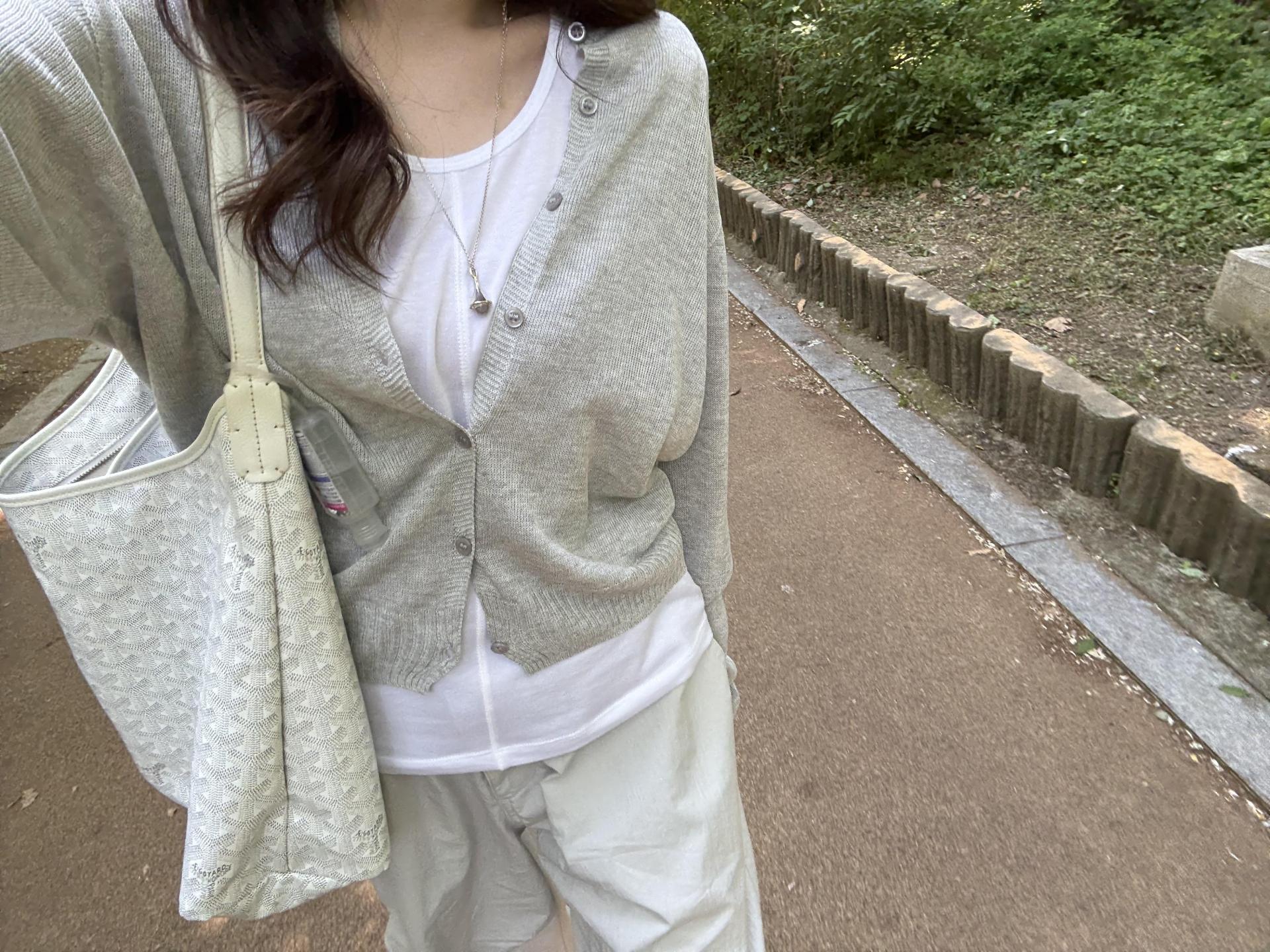 slow sleeveless