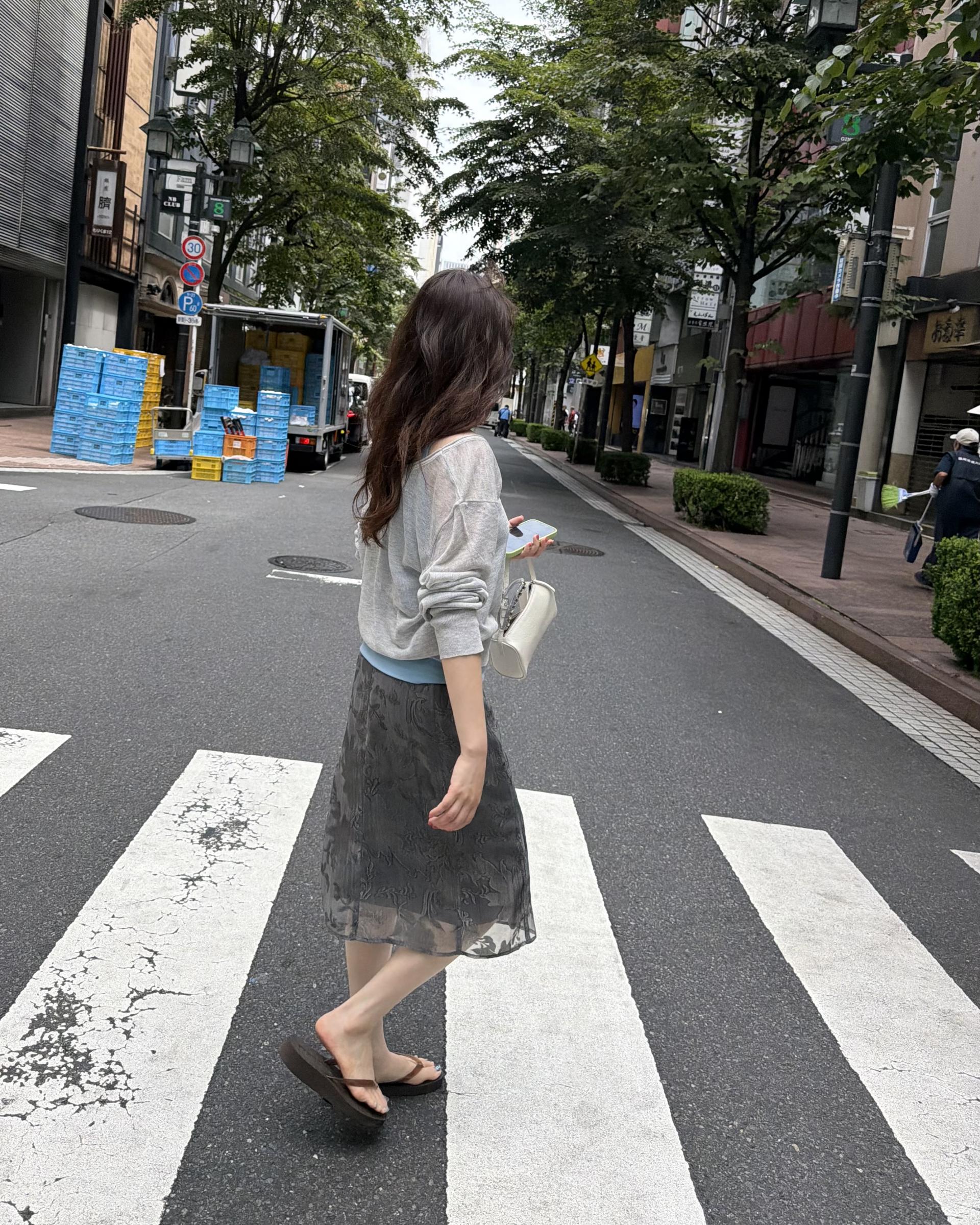 gloria midi skirt (charcoal/cream)