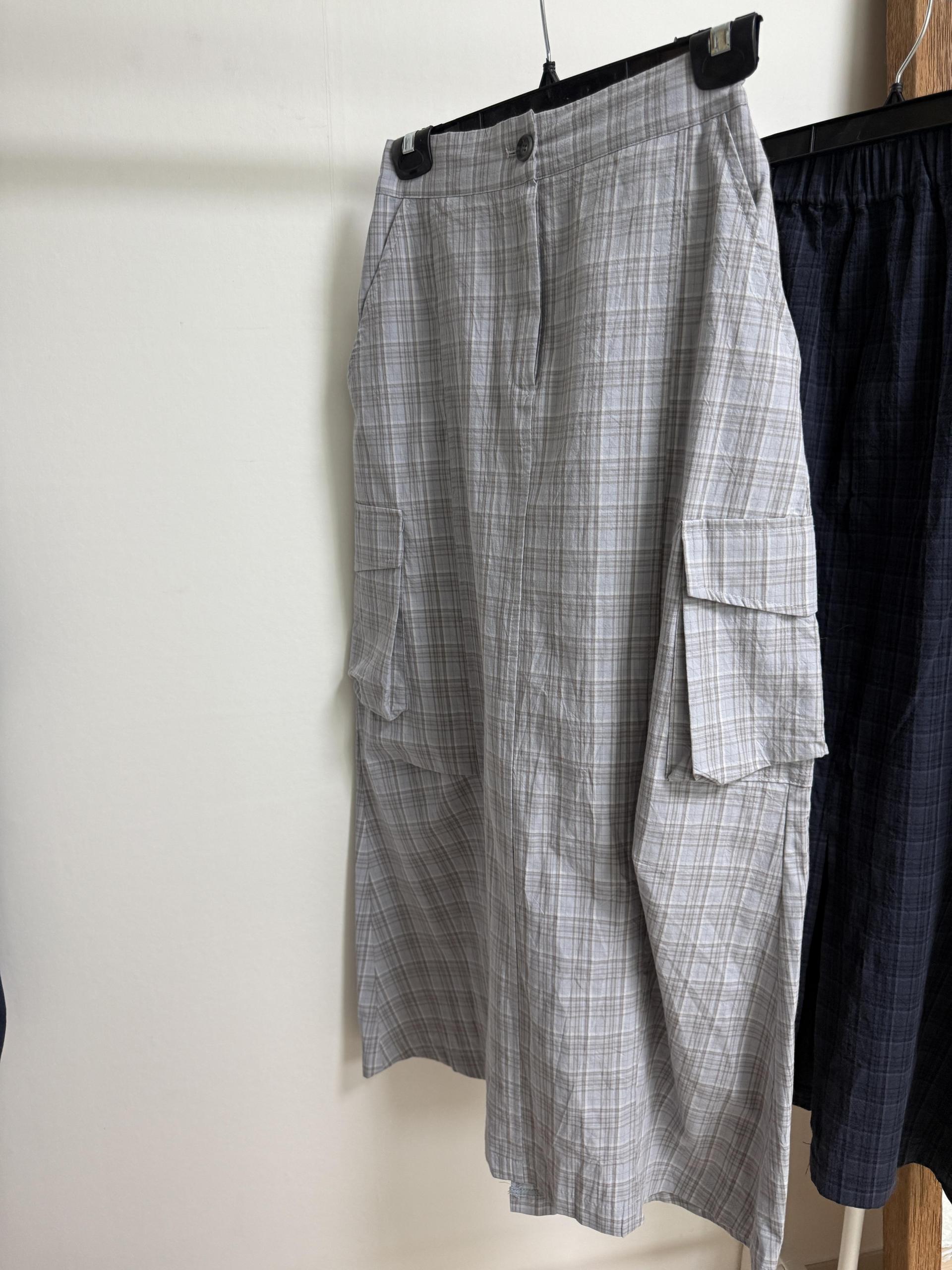 teddy check skirt (grey/navy)