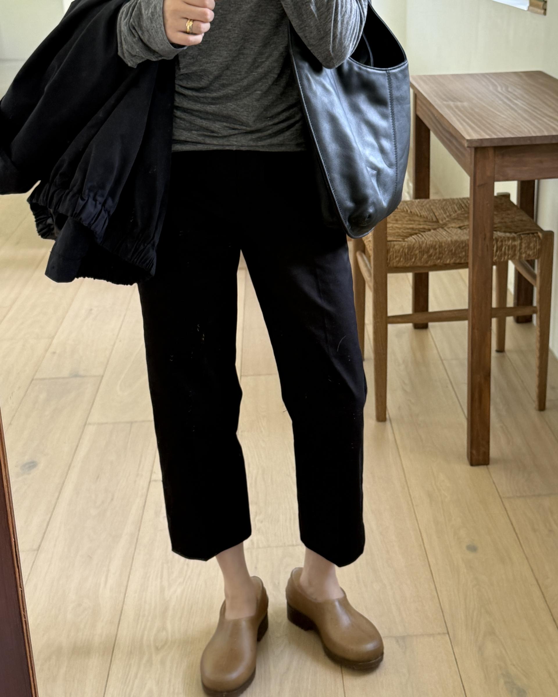 wool skin top (ivory/beige/charcoal/black)