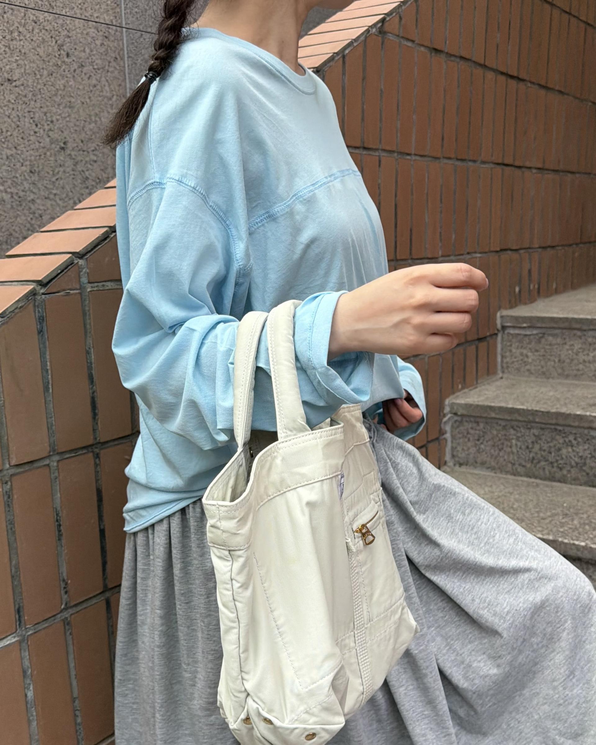 porcelain top (right blue/white)