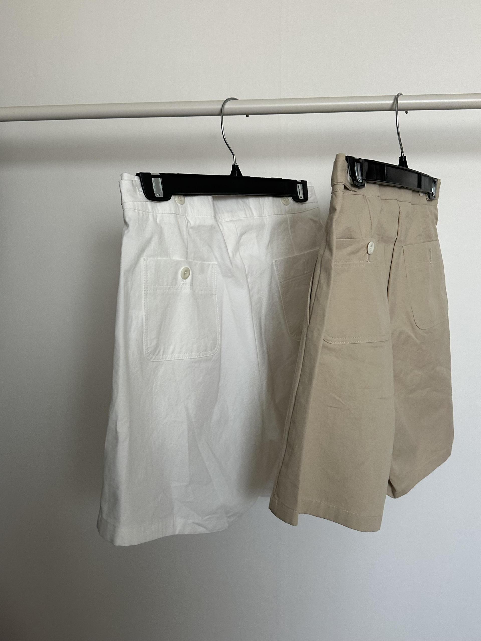 row half pants (beige/white)