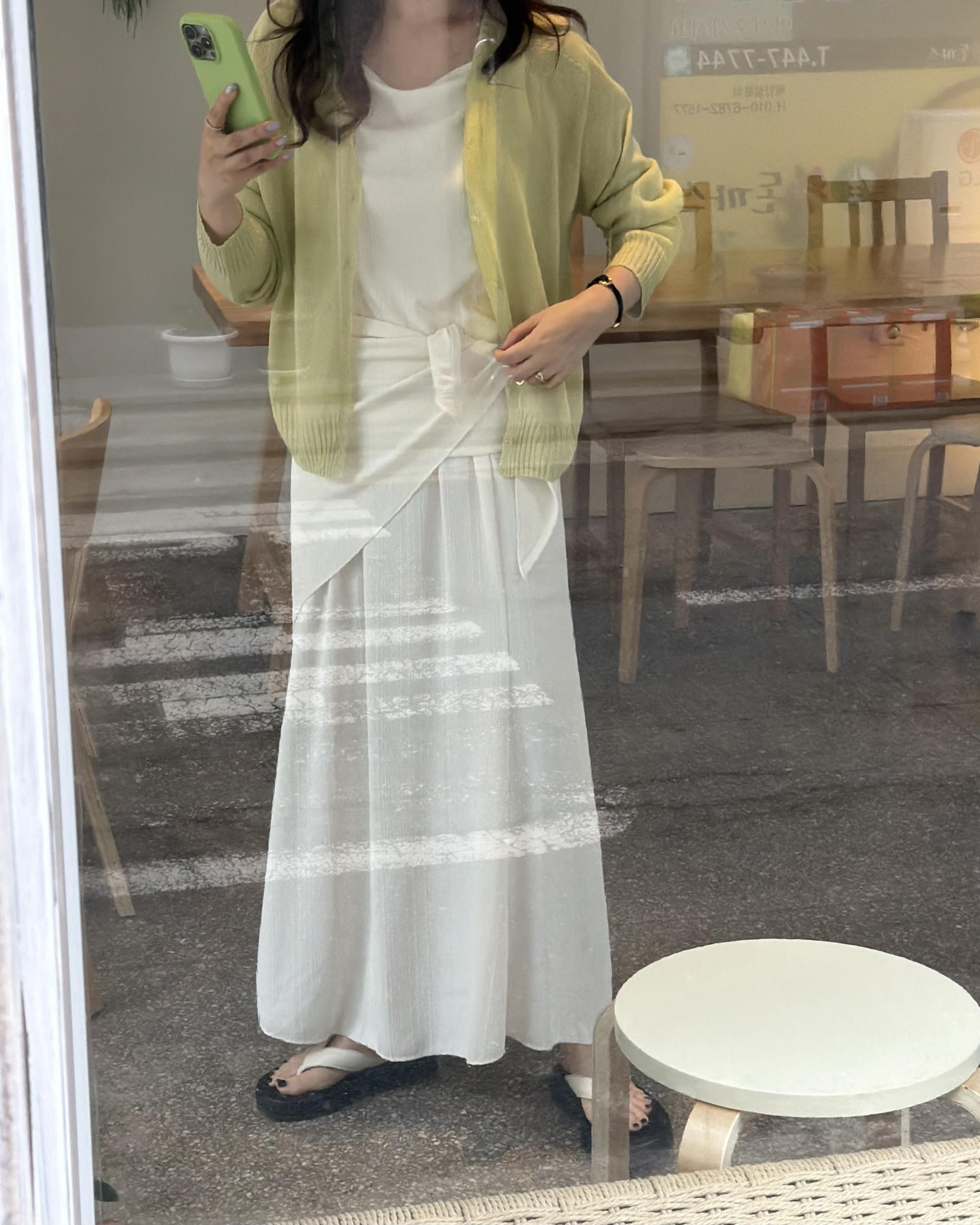 noodle skit (cream/black)