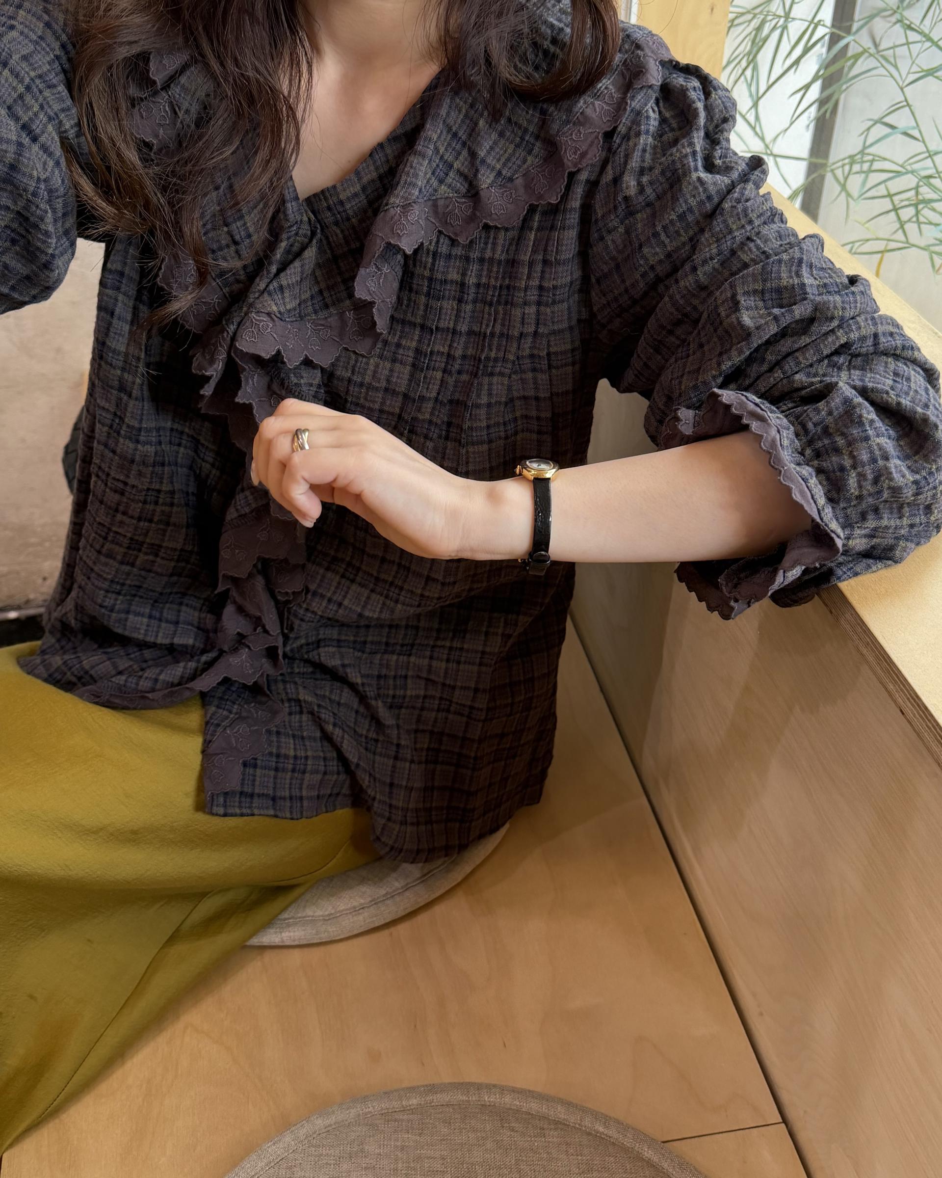 cottage ruffle lace blouse (white/check)