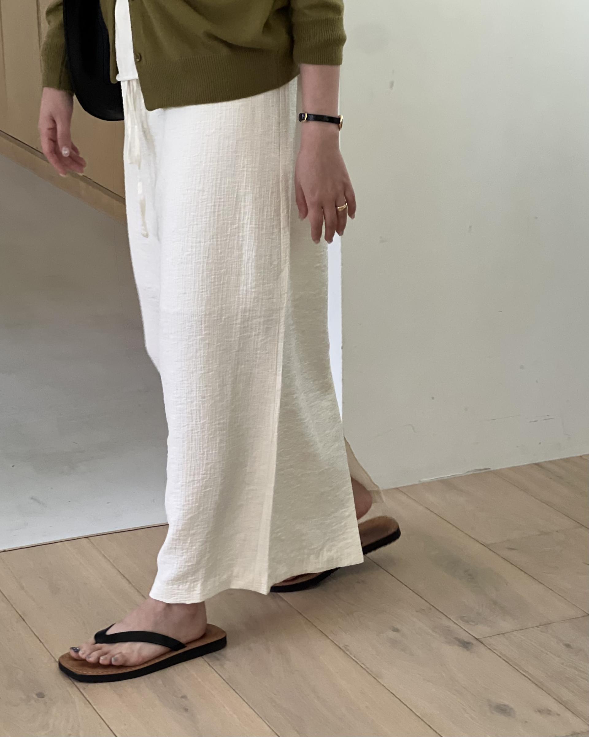 base wrinkle skirt (black/cream)