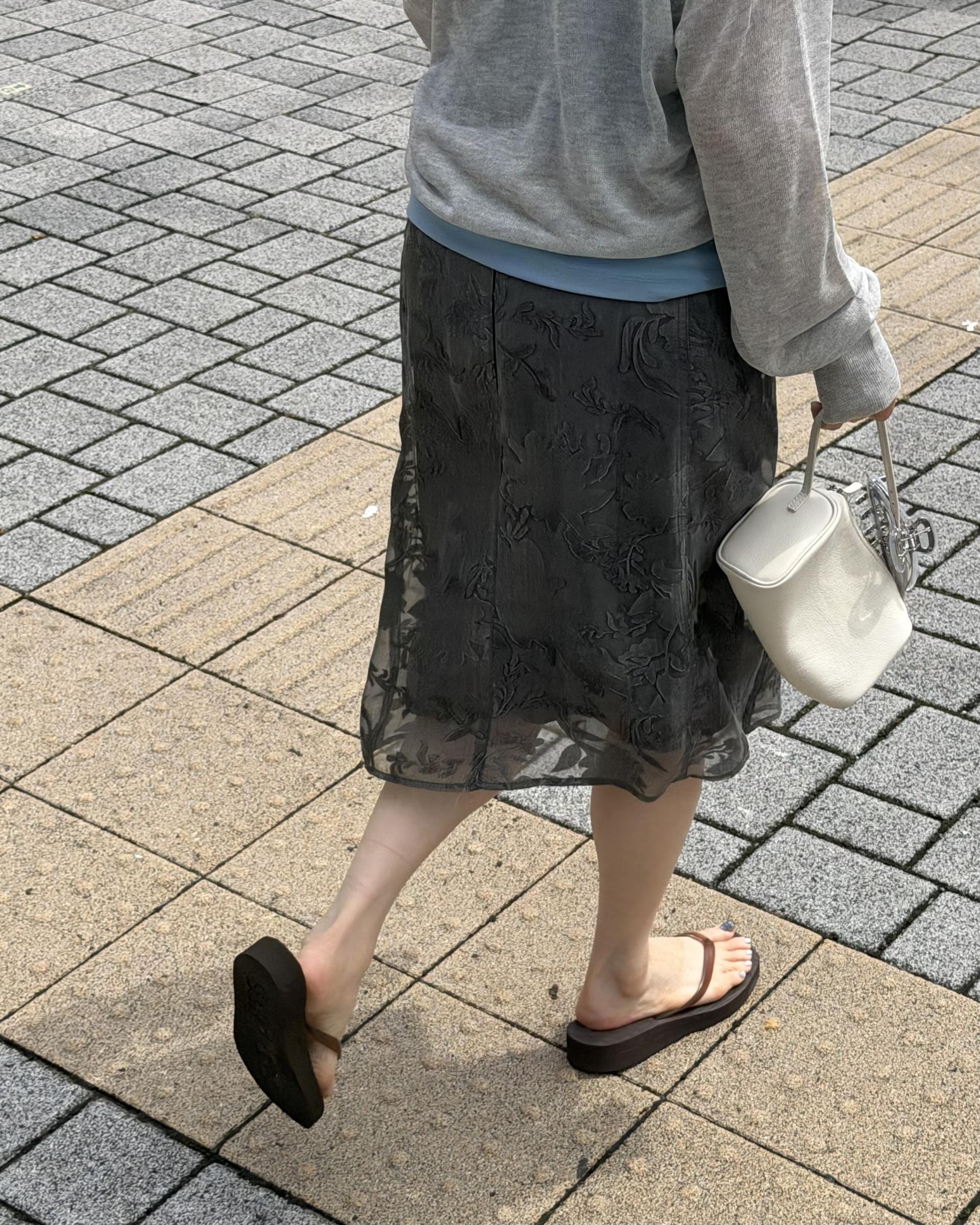 gloria midi skirt (charcoal/cream)