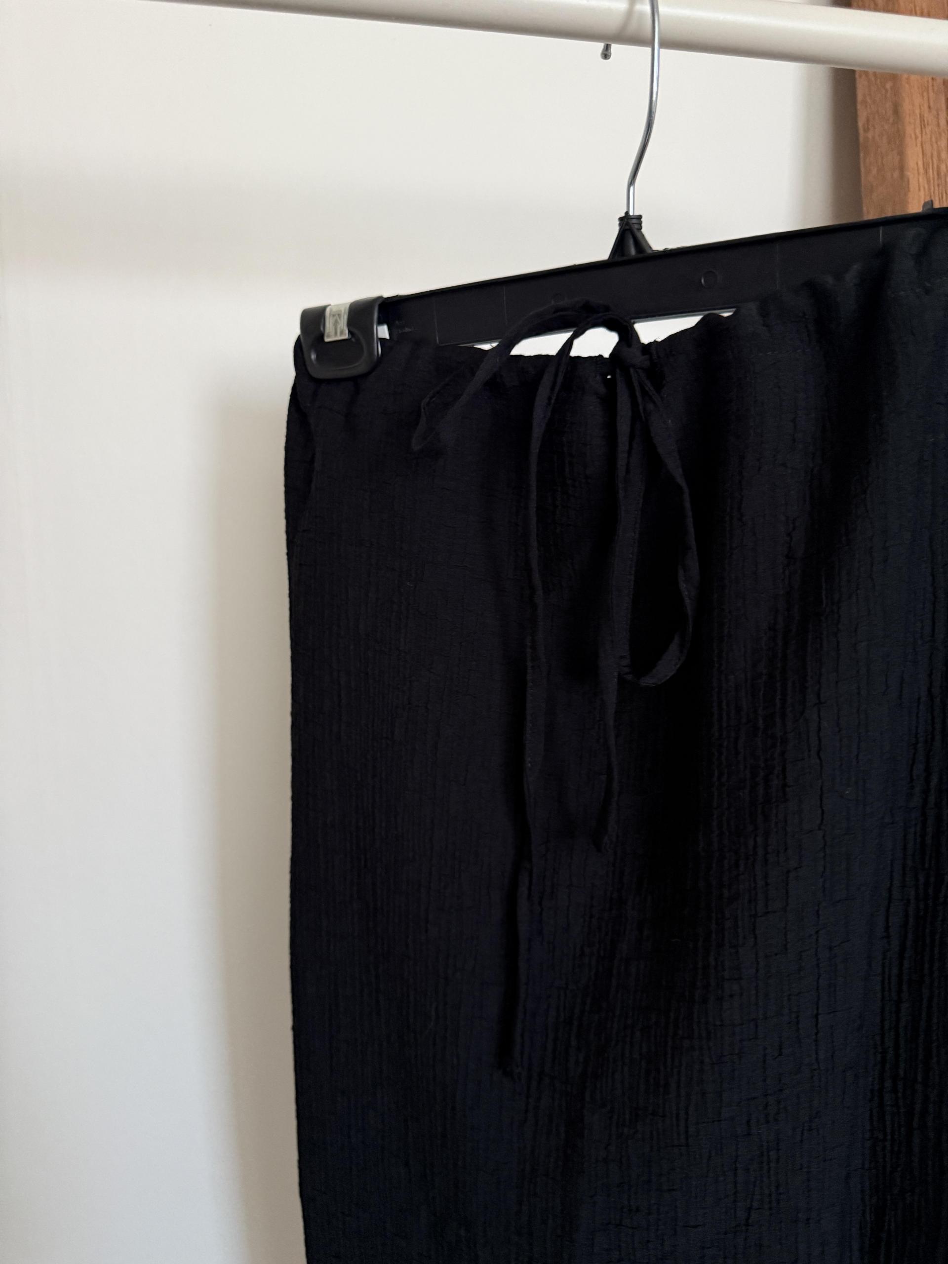 base wrinkle skirt (black/cream)