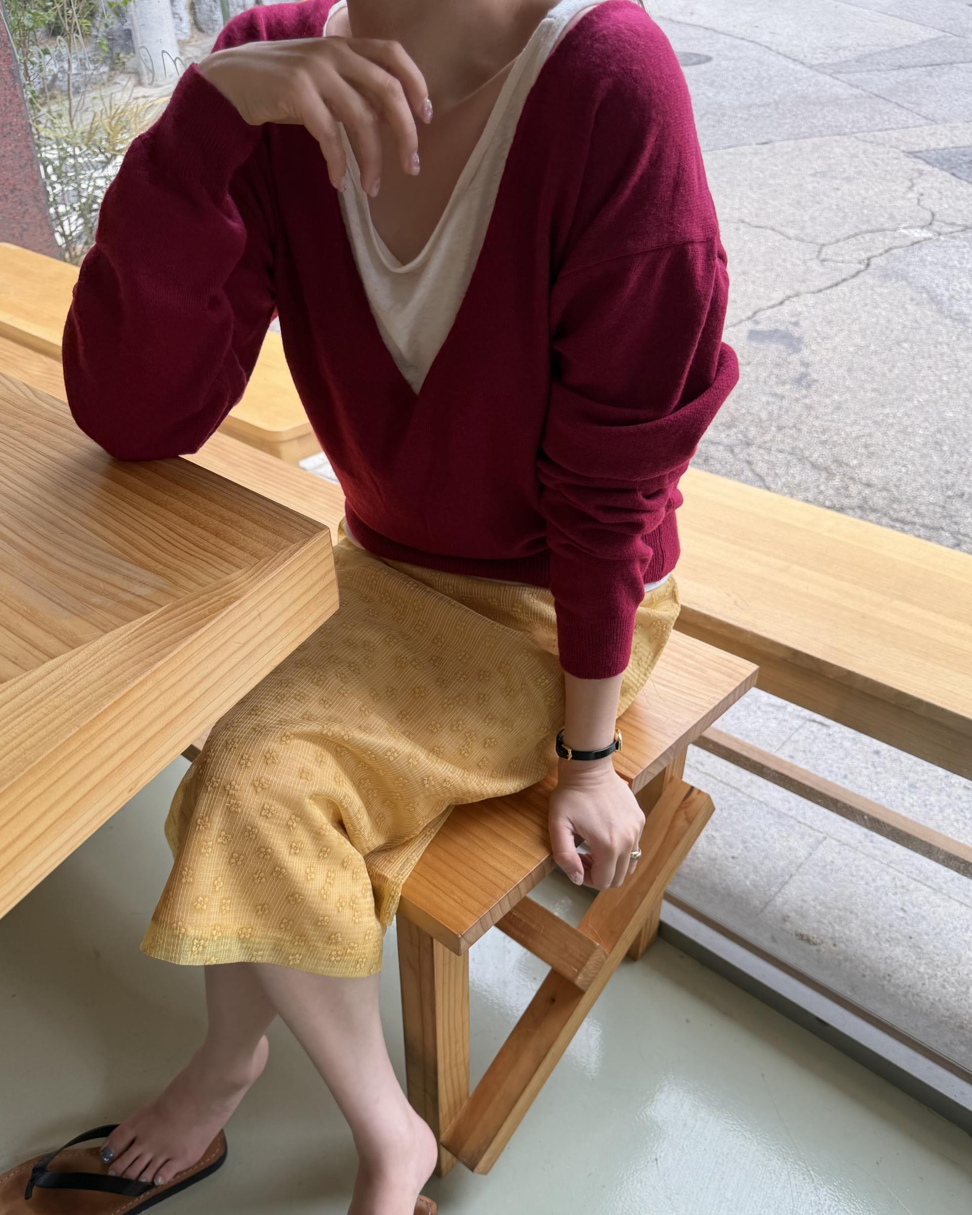 till deep v-neck (plum)