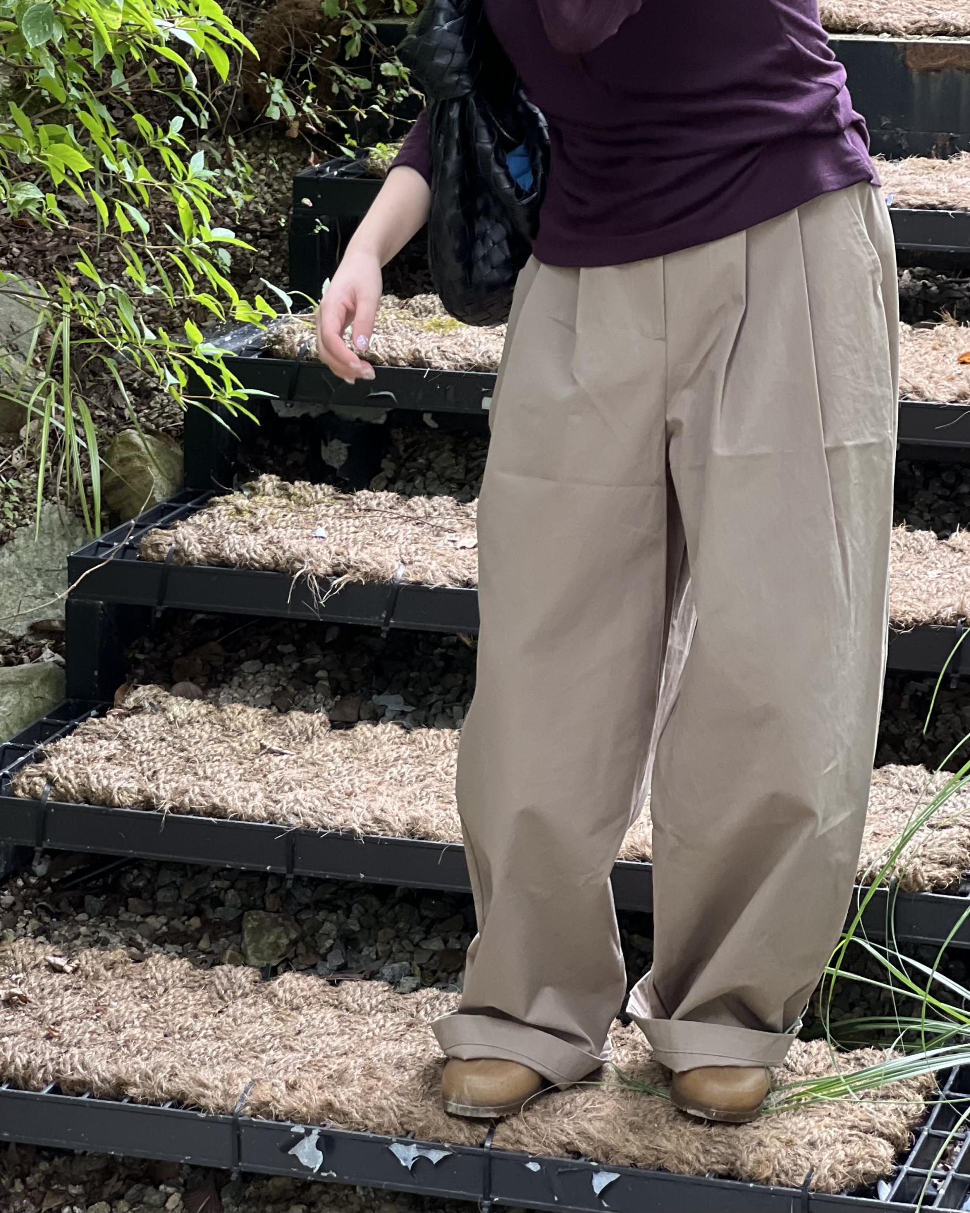 cotton pintuck pants (navy/cream/khaki)