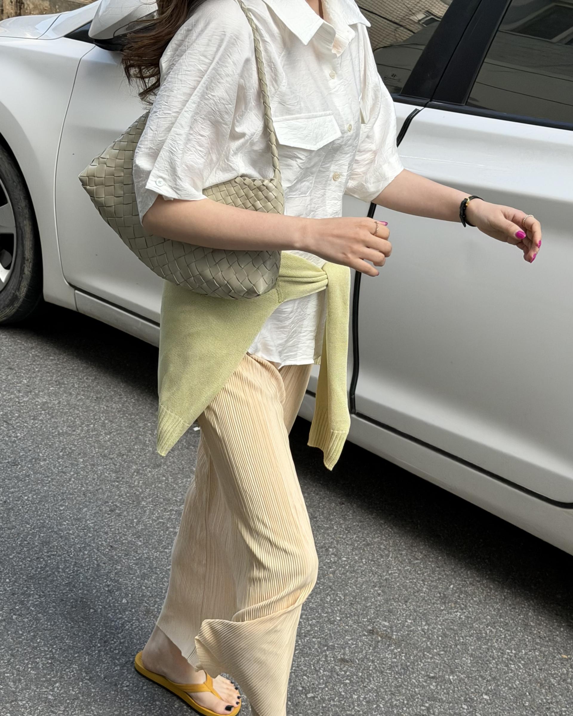 shell half shirt (cream/charcoal)