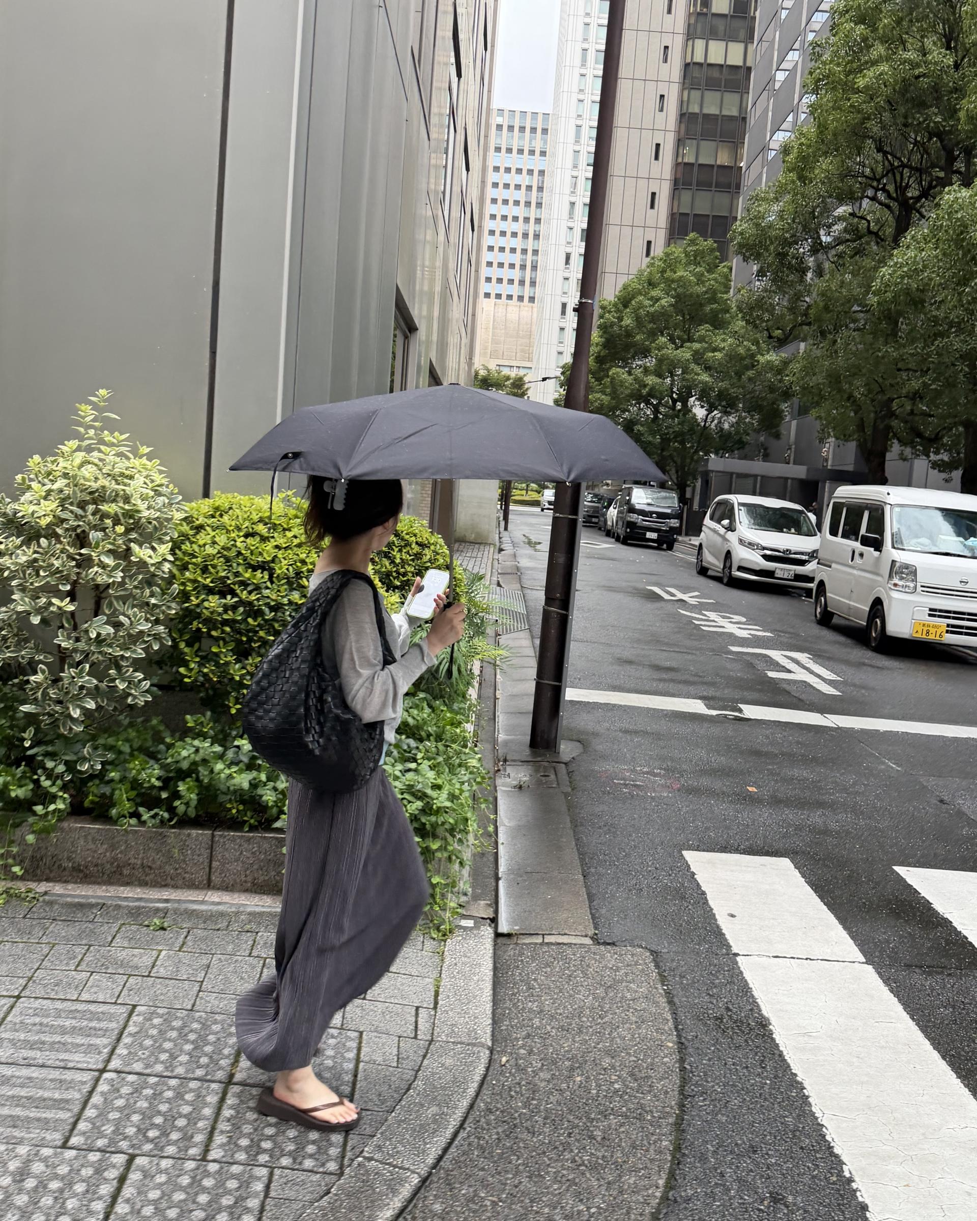 <made> penne skirt (charcoal grey)