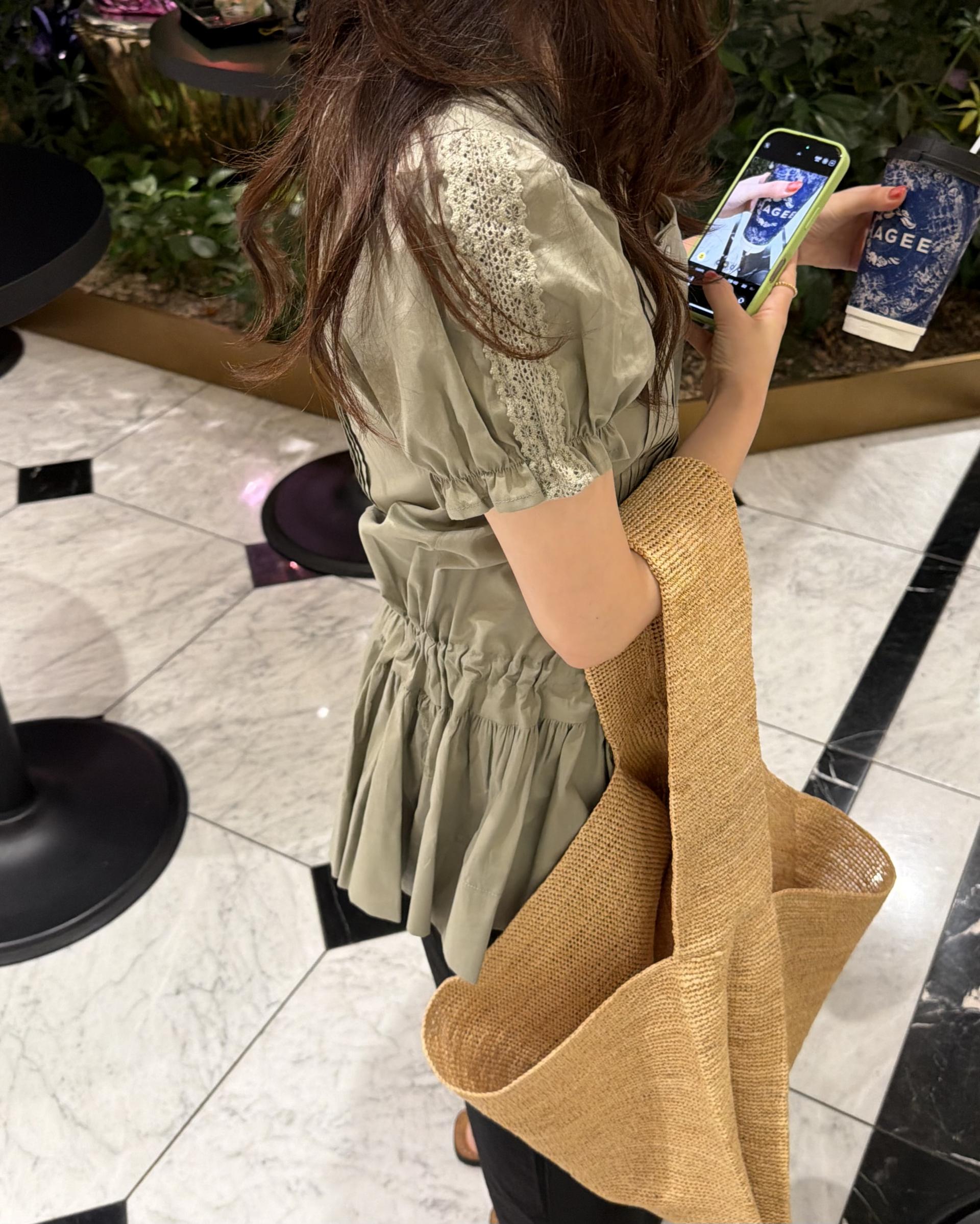 deborah pintuck dress (khaki/ivory/navy) 소재추가