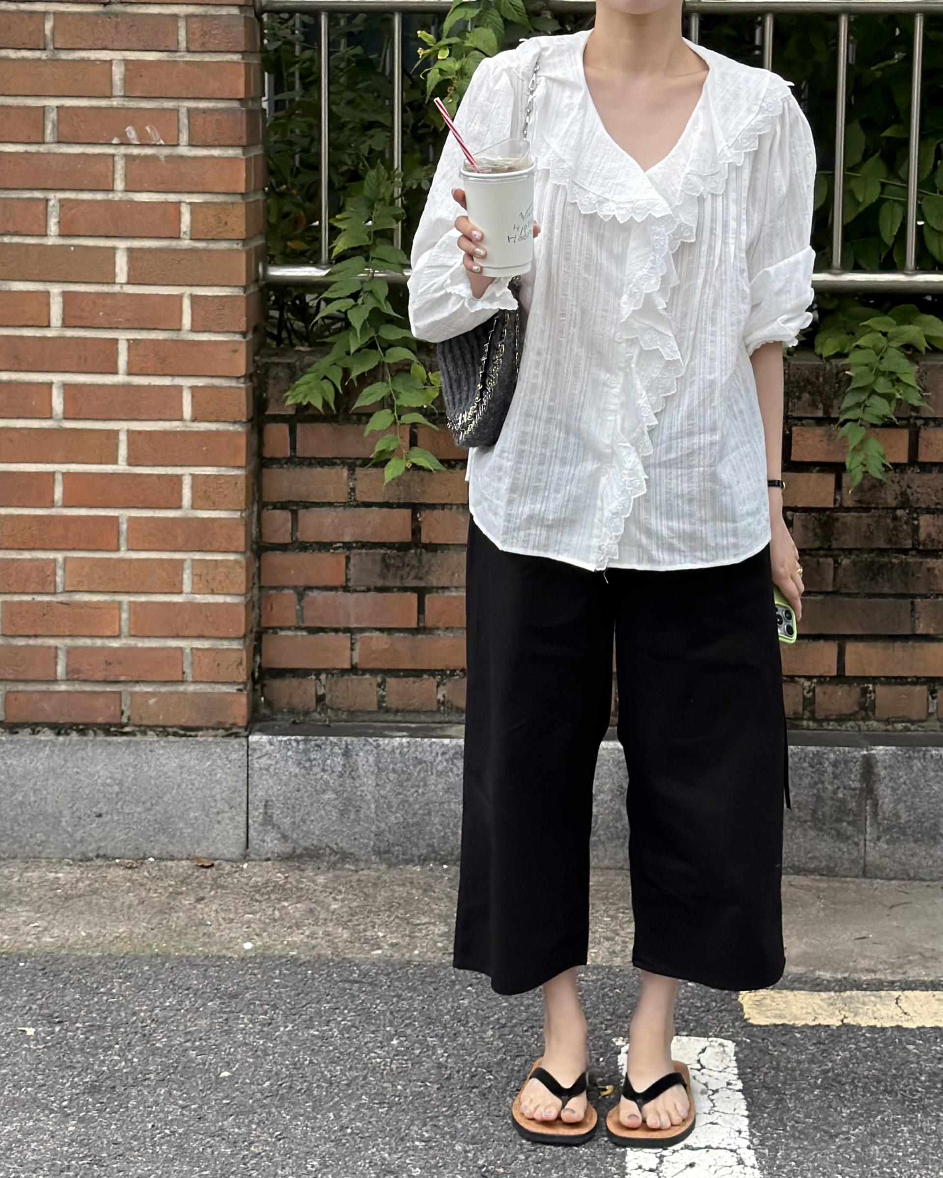 cottage ruffle lace blouse (white/check)