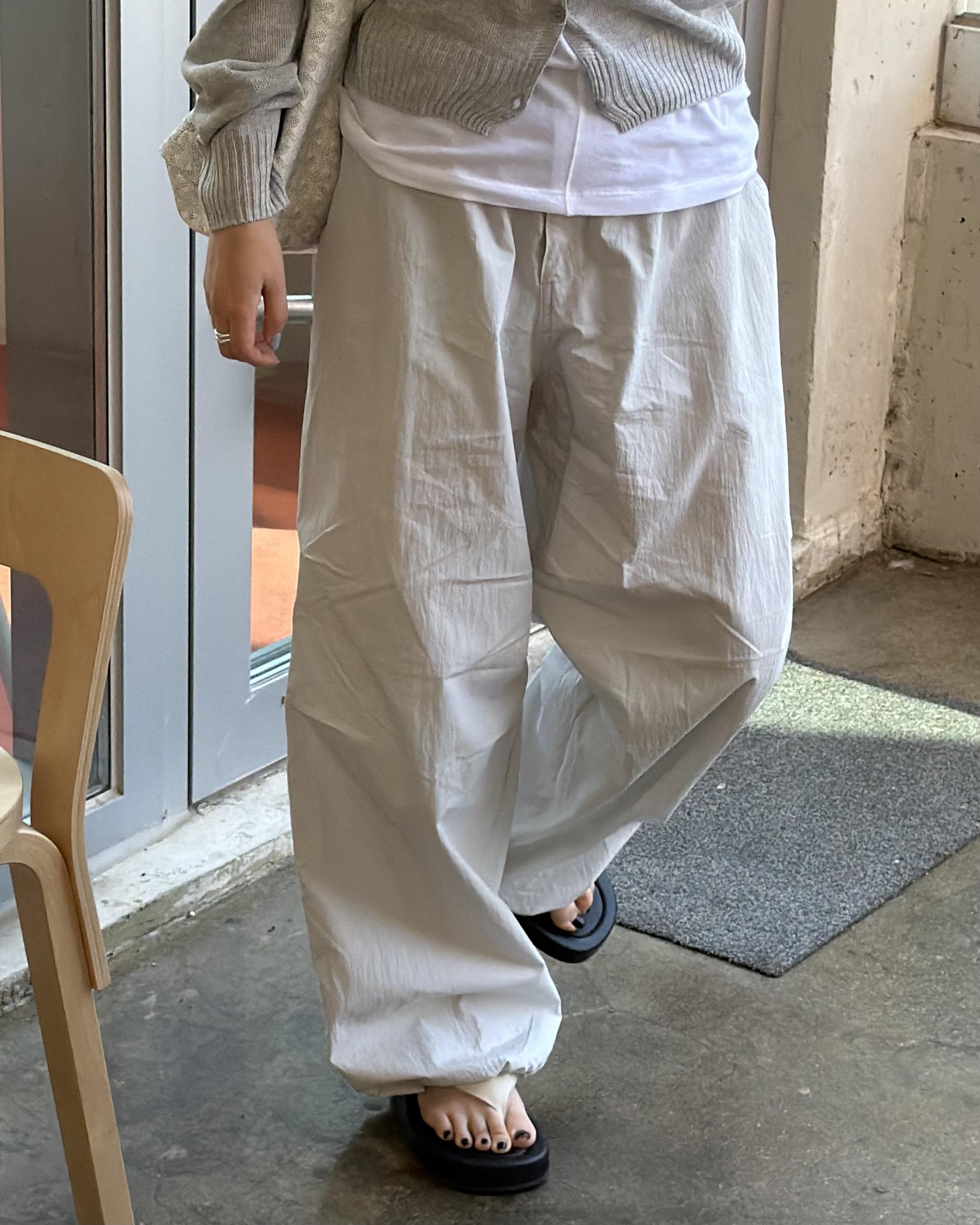 pampas string pants (pale grey)