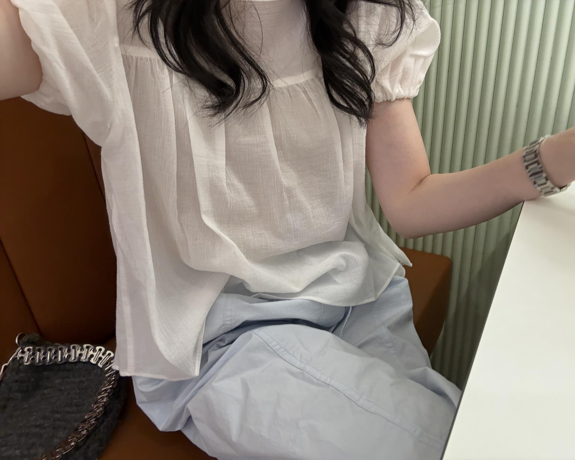 square blouse (white/brown/black)