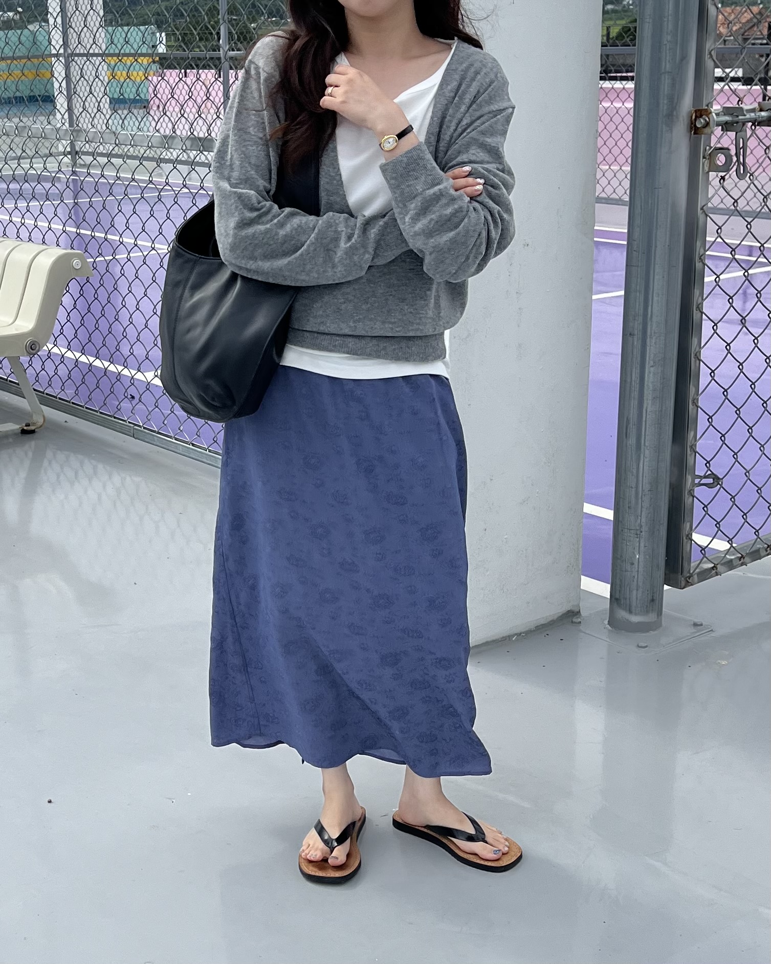 till deep v-neck knit (grey)