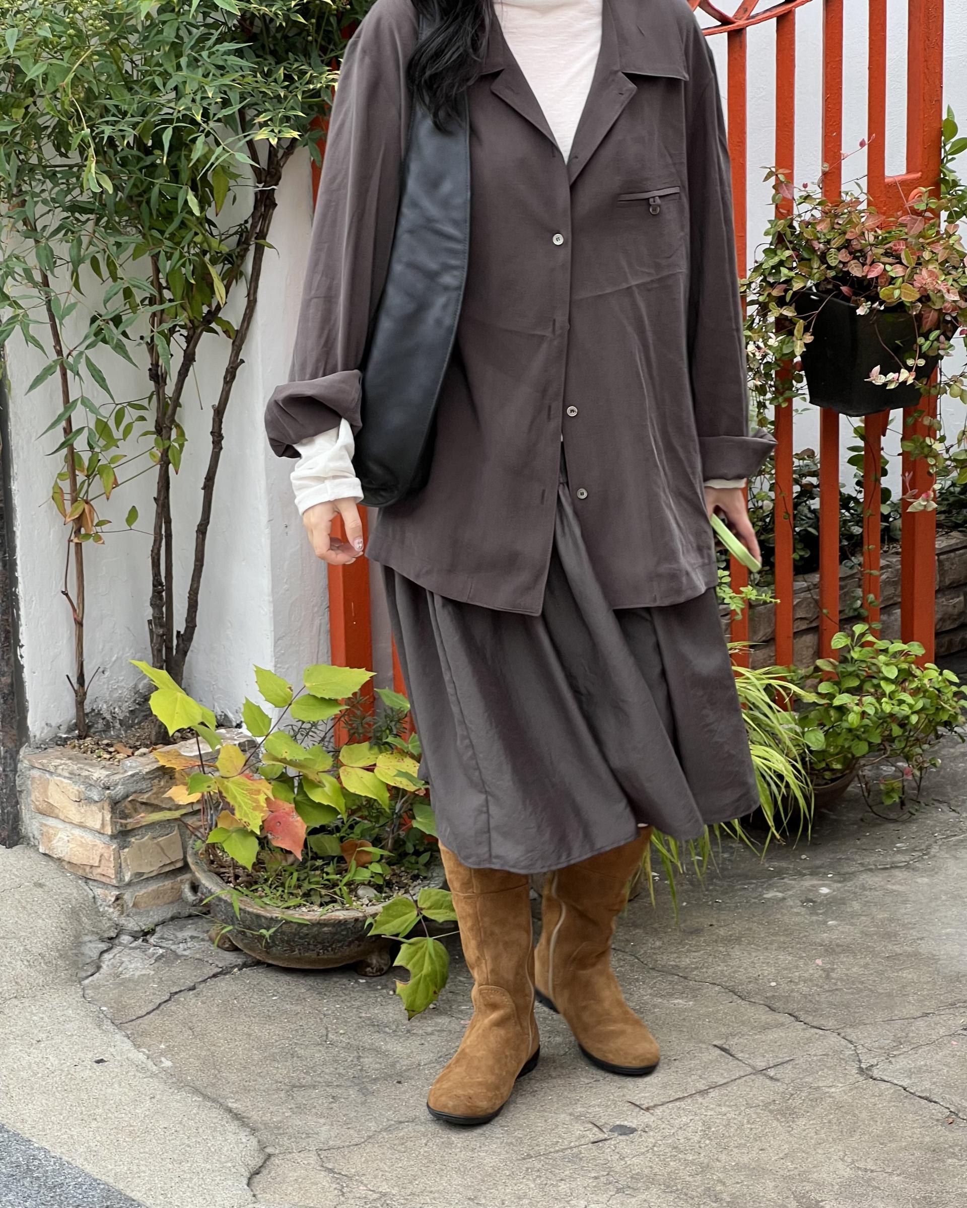 marge pintuck skirt (milk beige/charcoal)