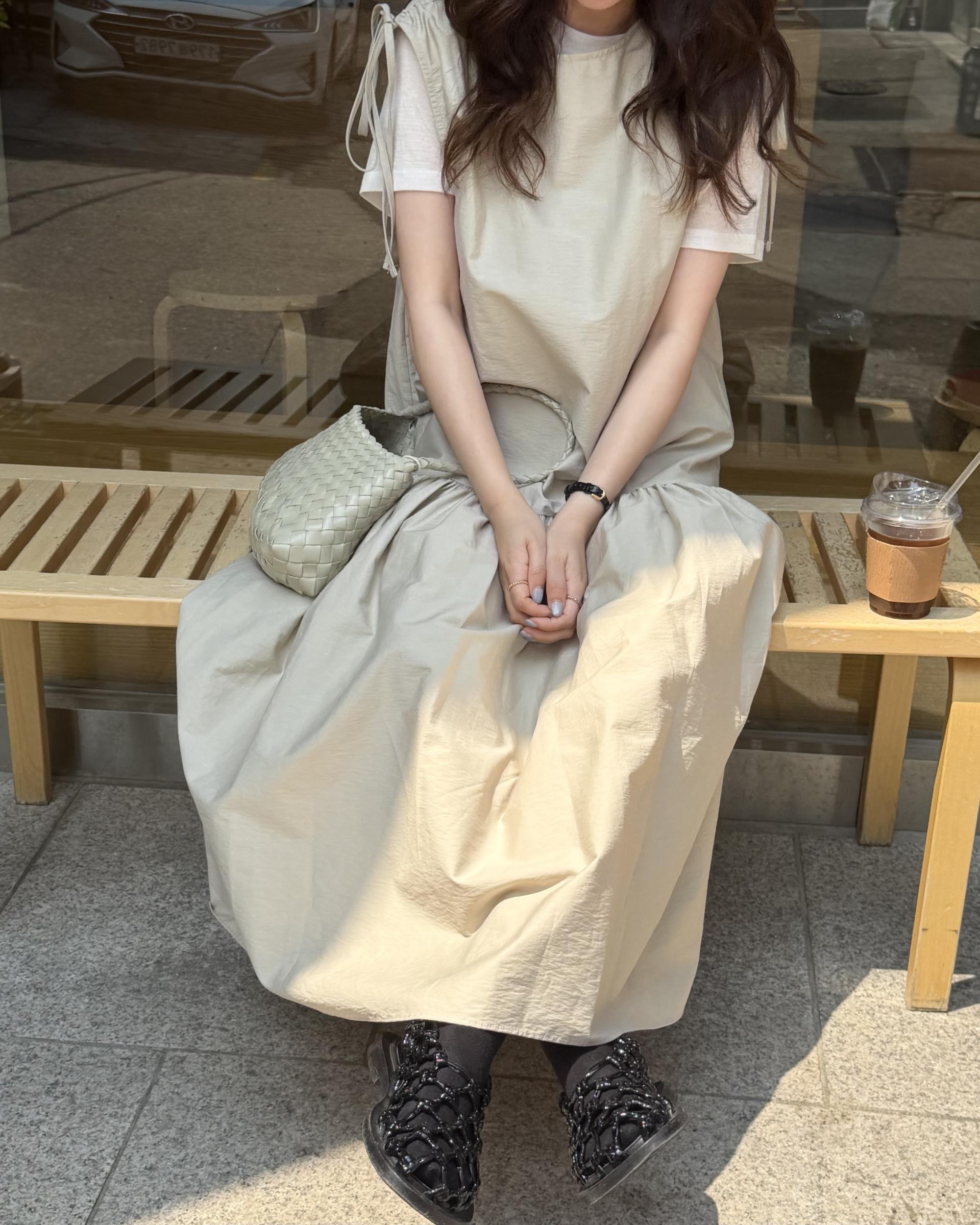 butter ribbon dress (beige/white)