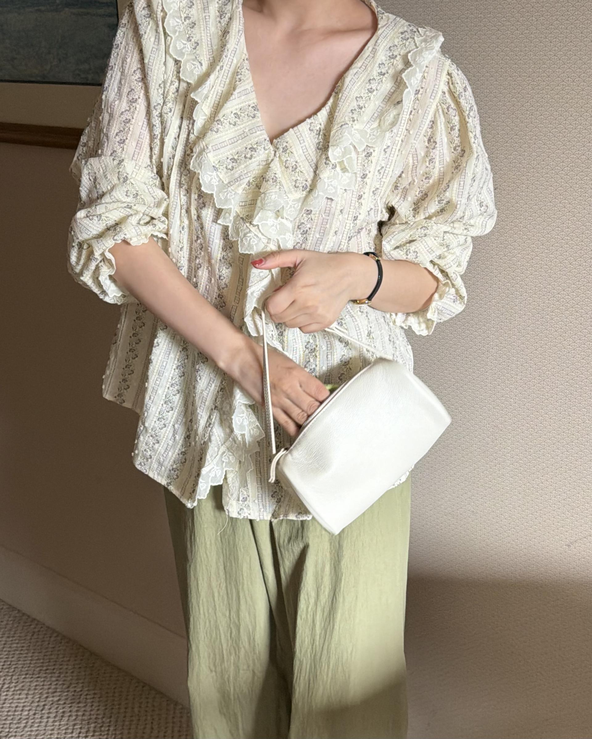 cottage ruffle lace blouse (flower)