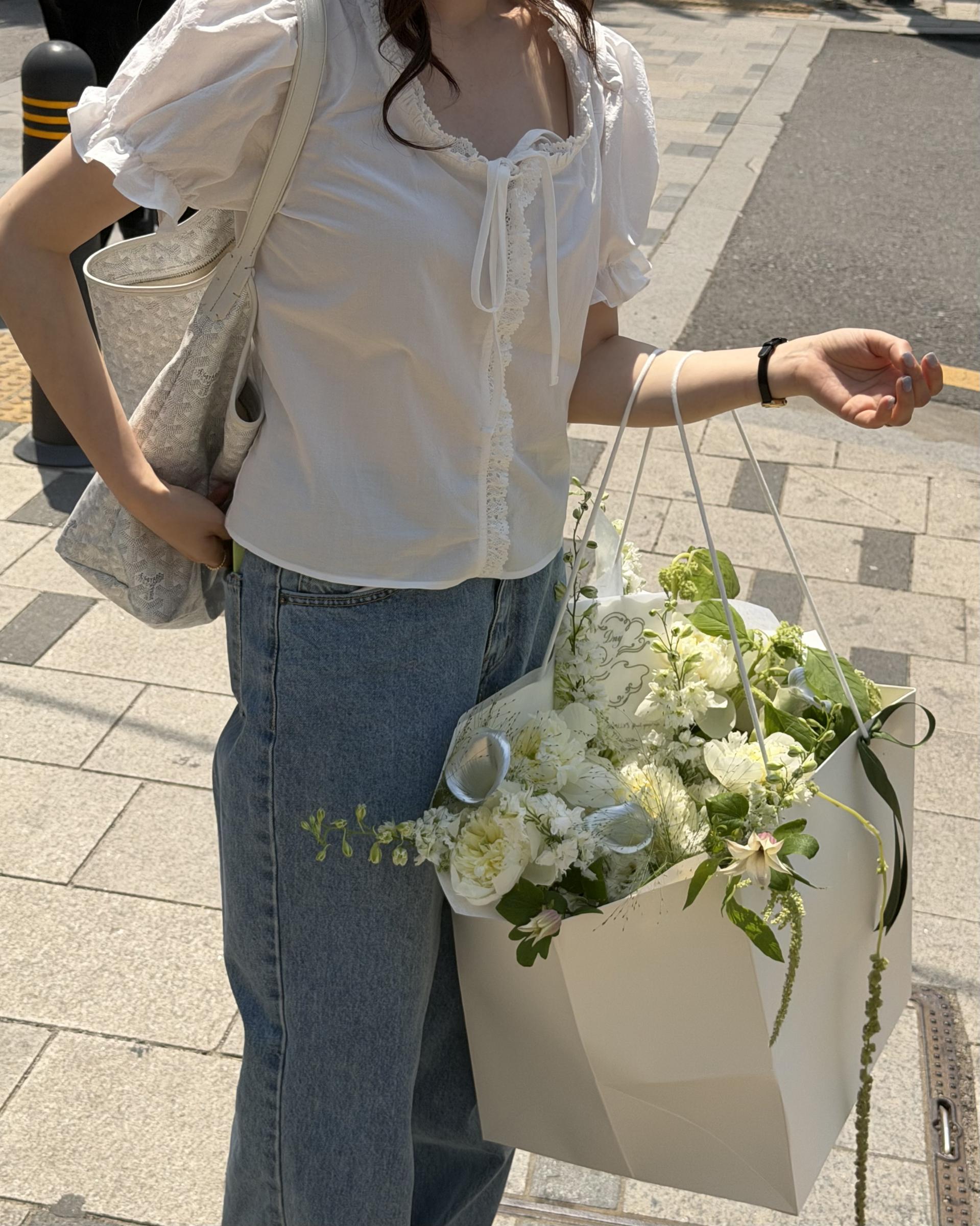 joy lace blouse