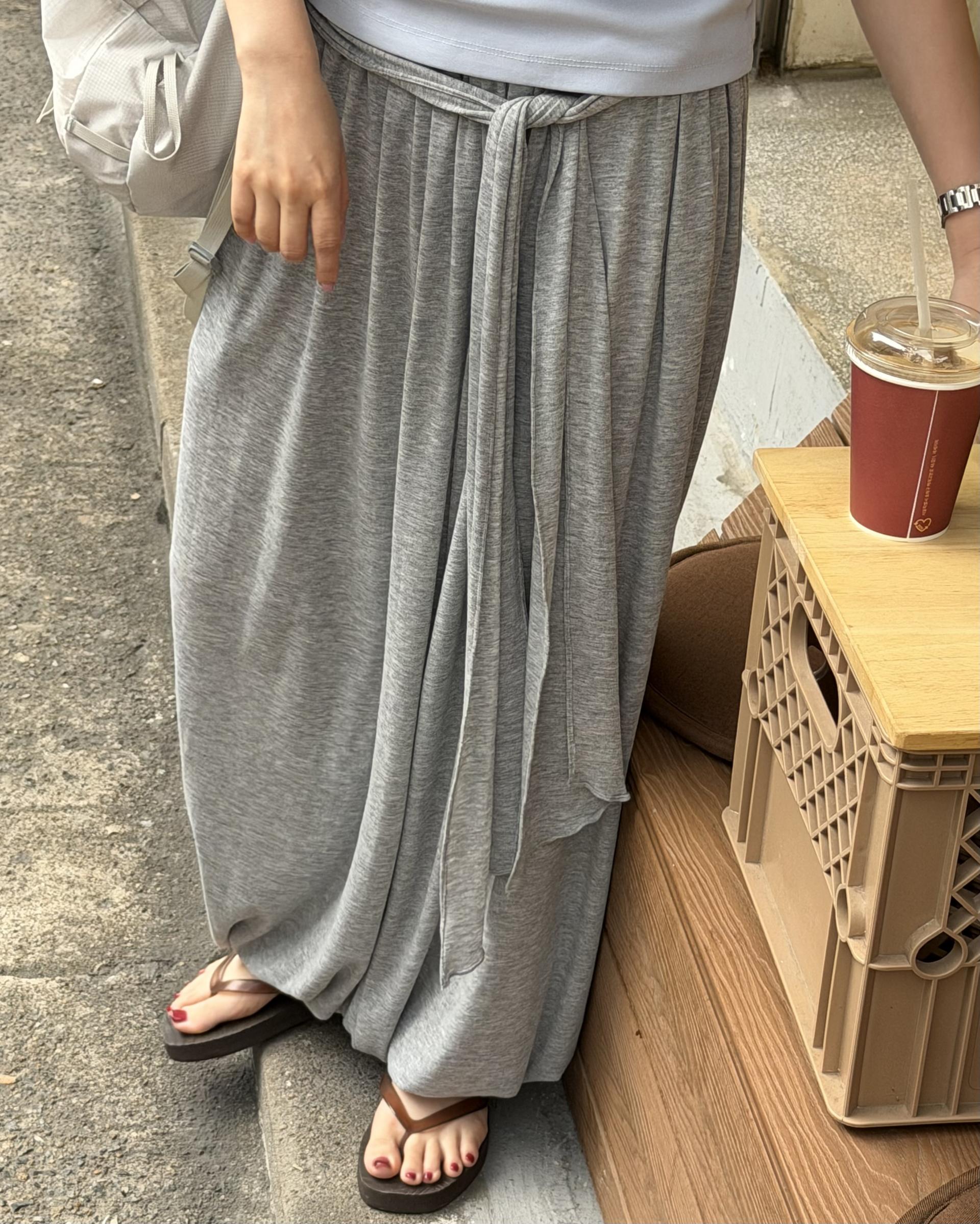 merge banding pants