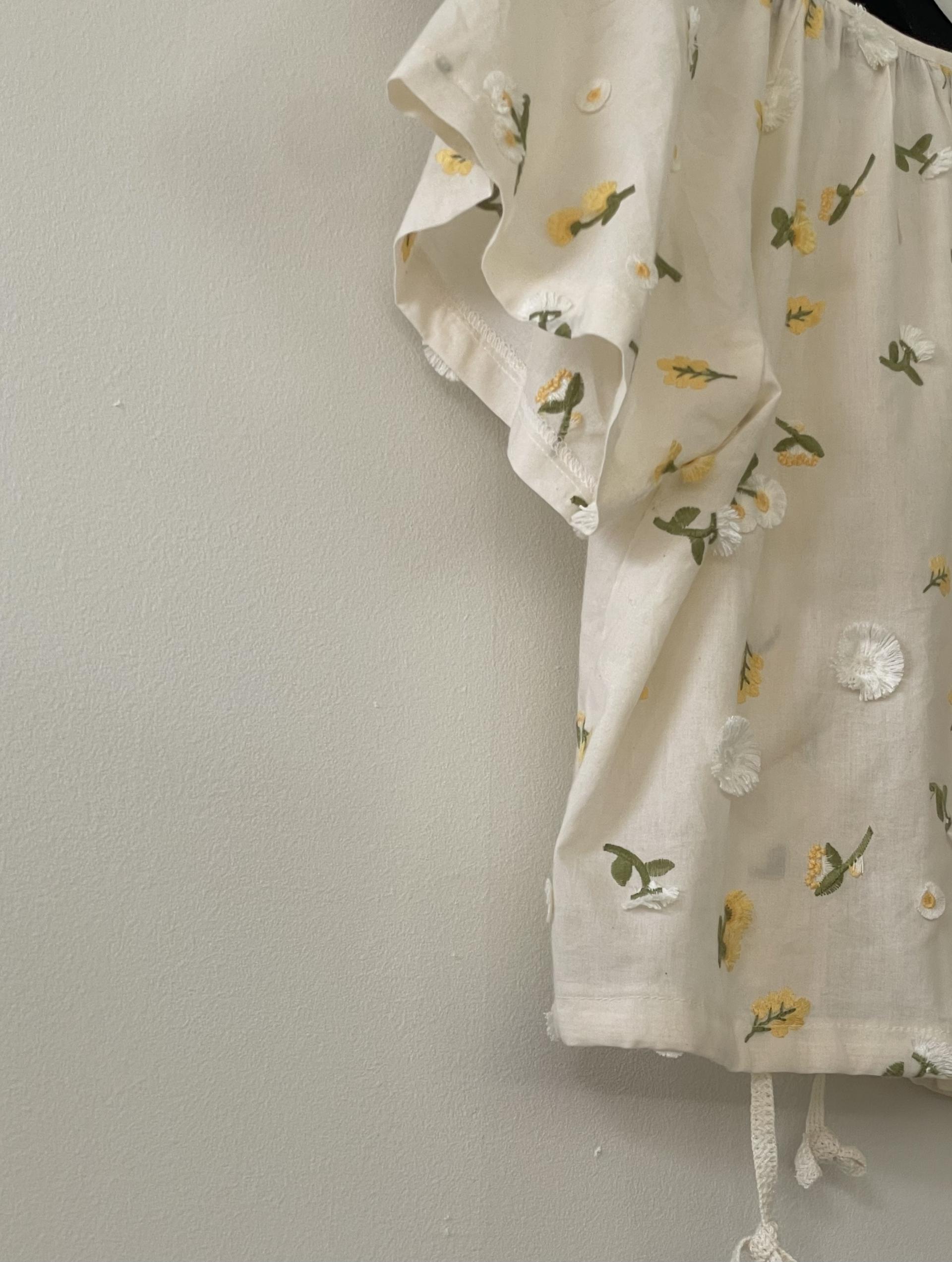 <made> buttercup blouse (16차)