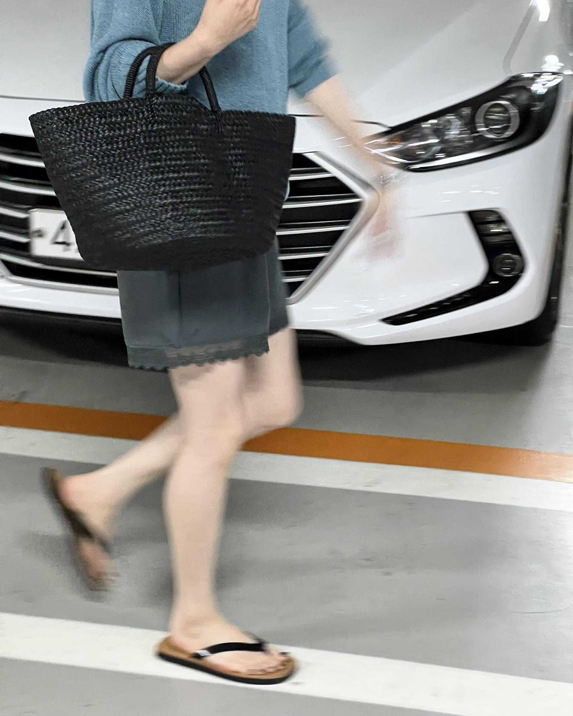lagoon lace shorts (charcoal/melon/black)