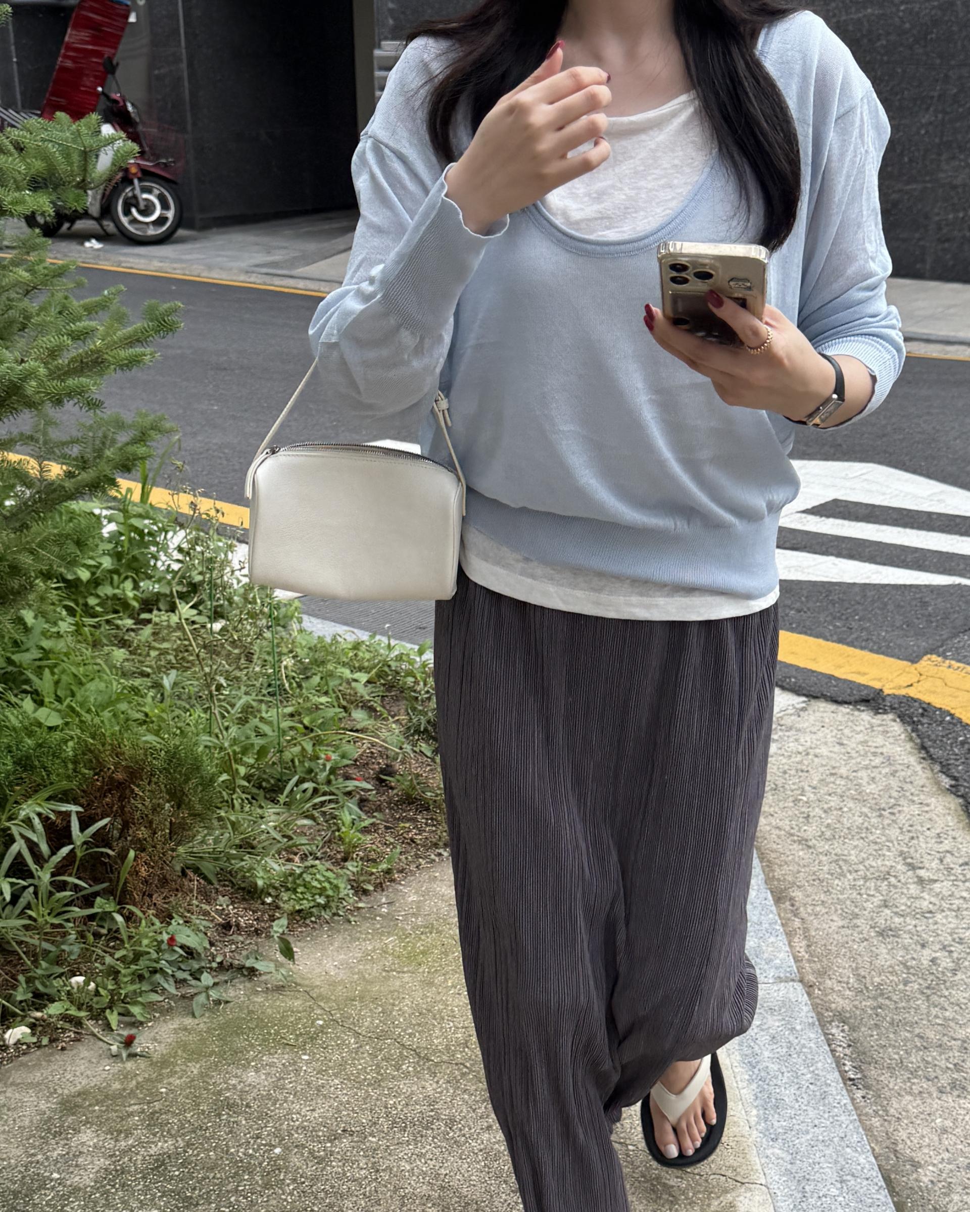 punch u-neck knit (mint/baby blue)소재