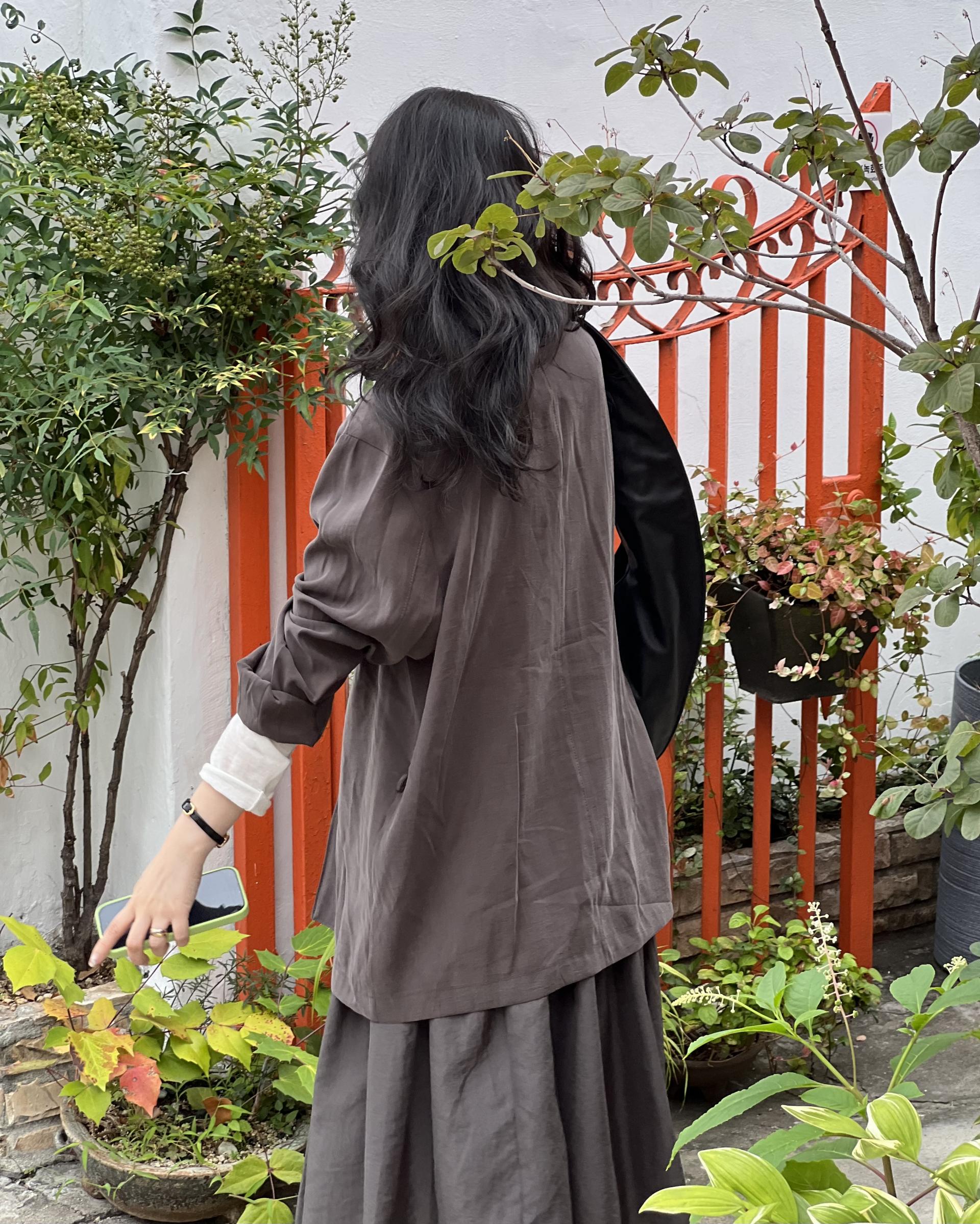 marge pintuck skirt (milk beige/charcoal)