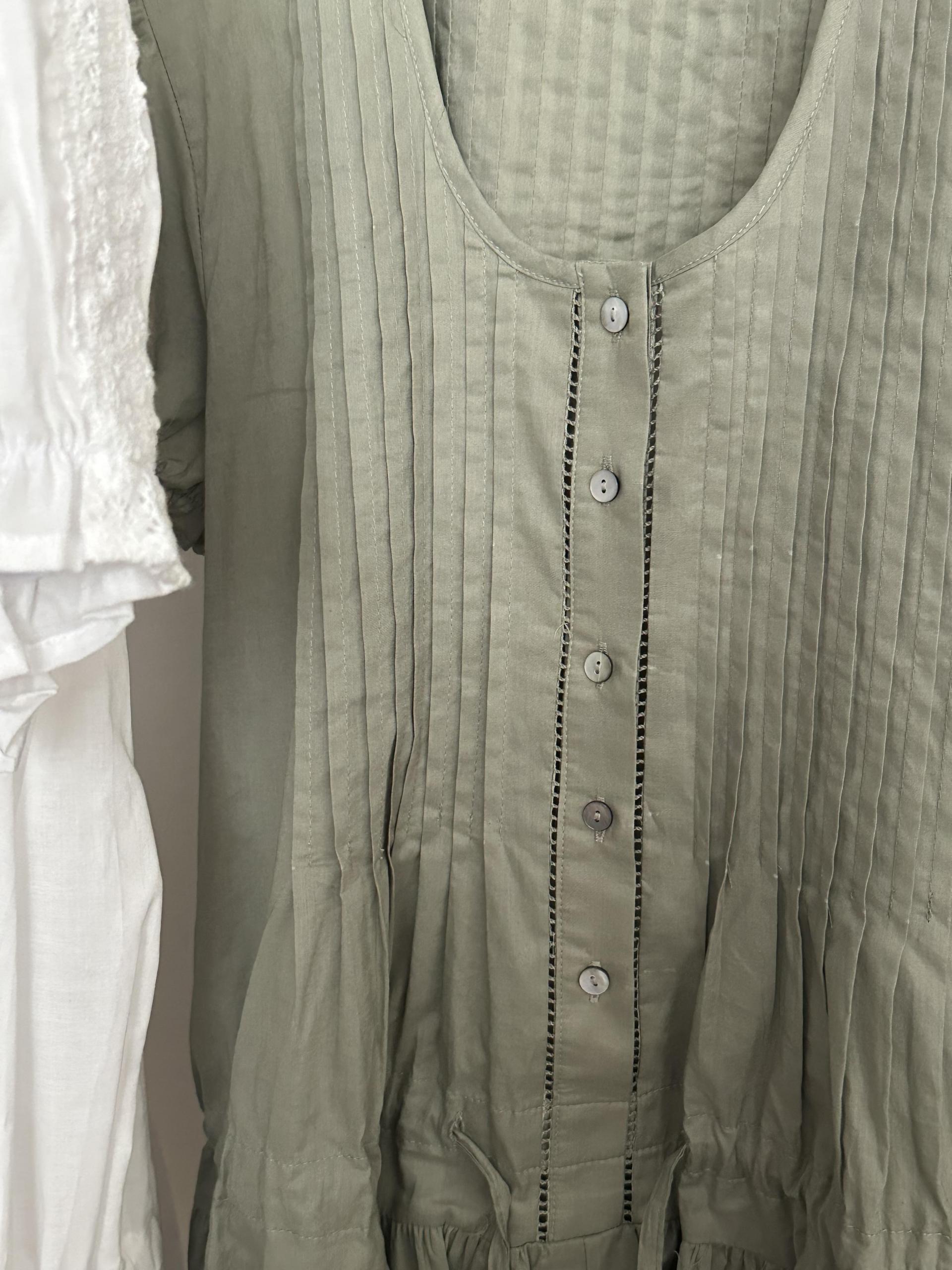 deborah pintuck dress (khaki/ivory/navy) 소재추가