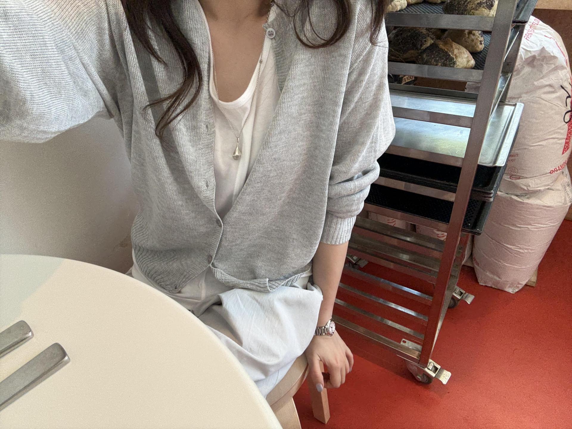 slow sleeveless