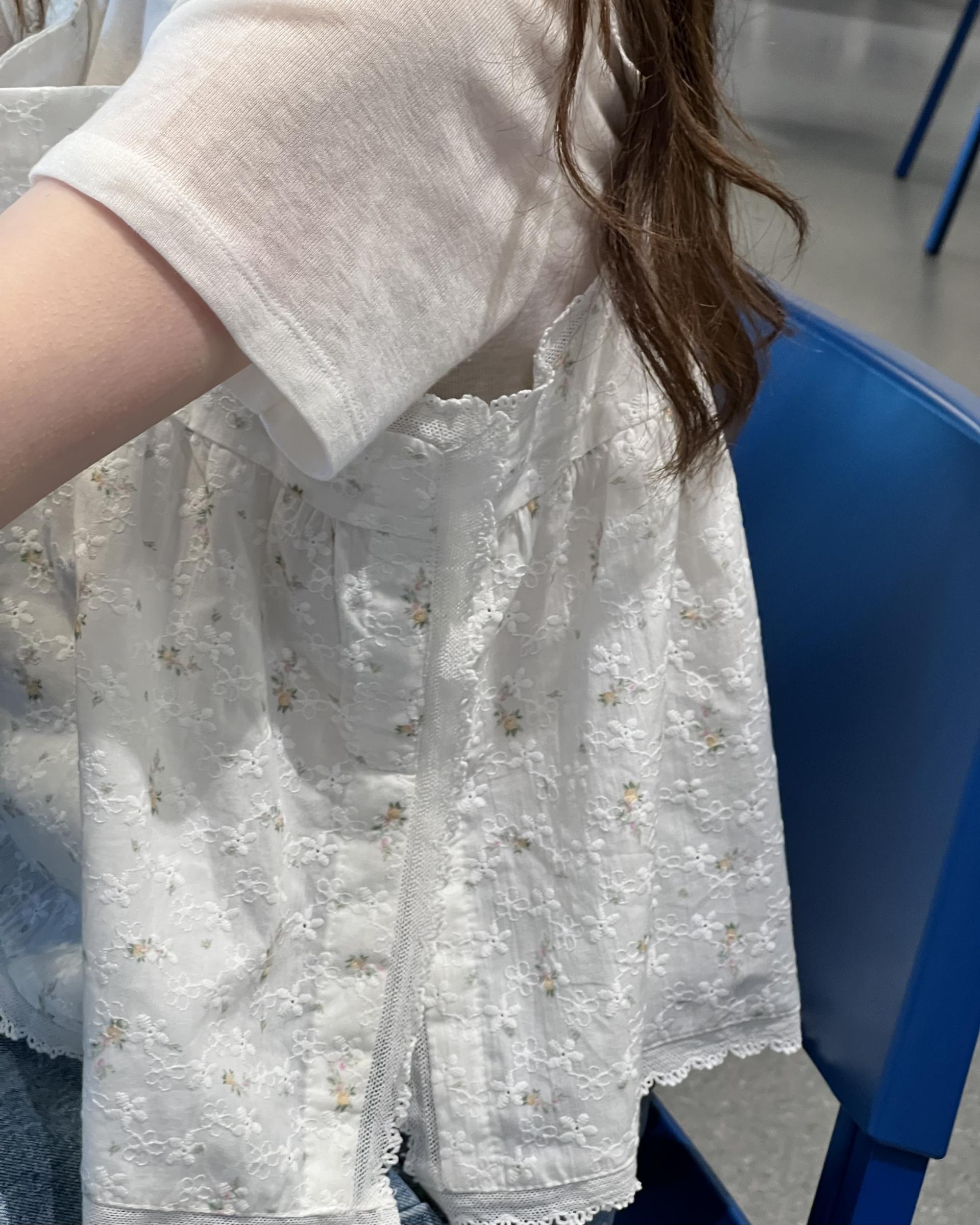 primrose blouse (flower/black)