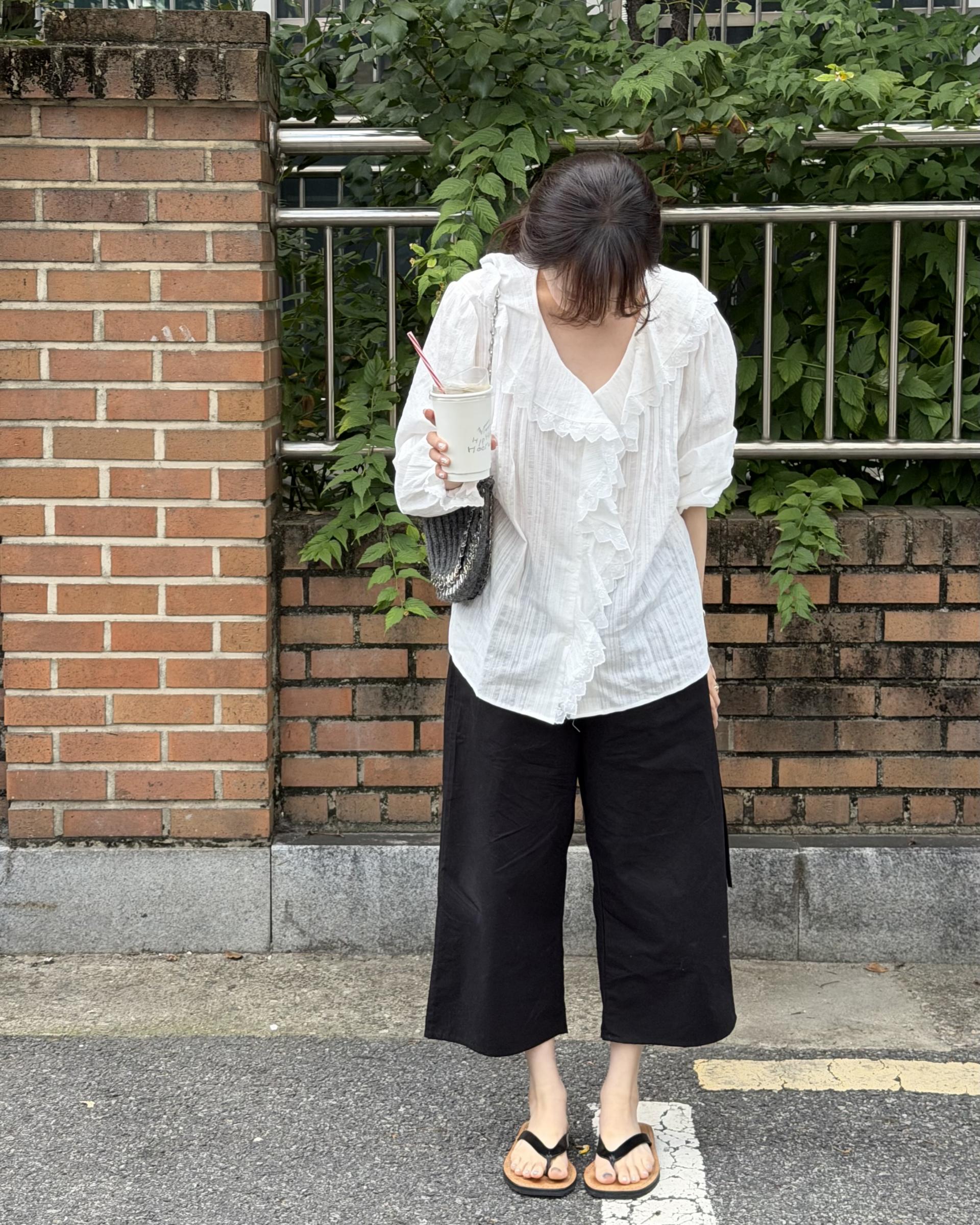 cottage ruffle lace blouse (white/check)