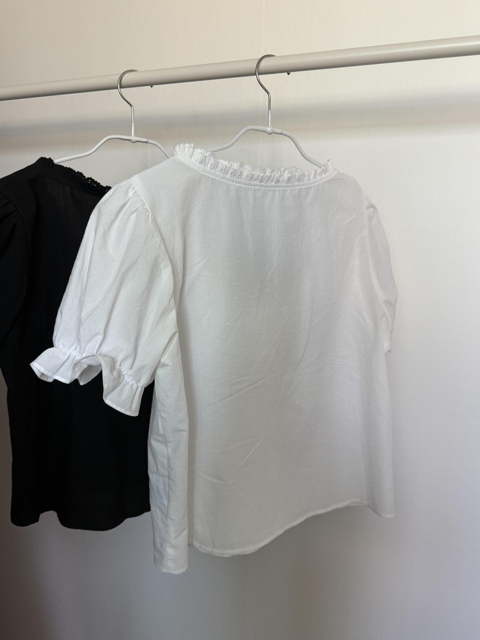 joy lace blouse (white/black)