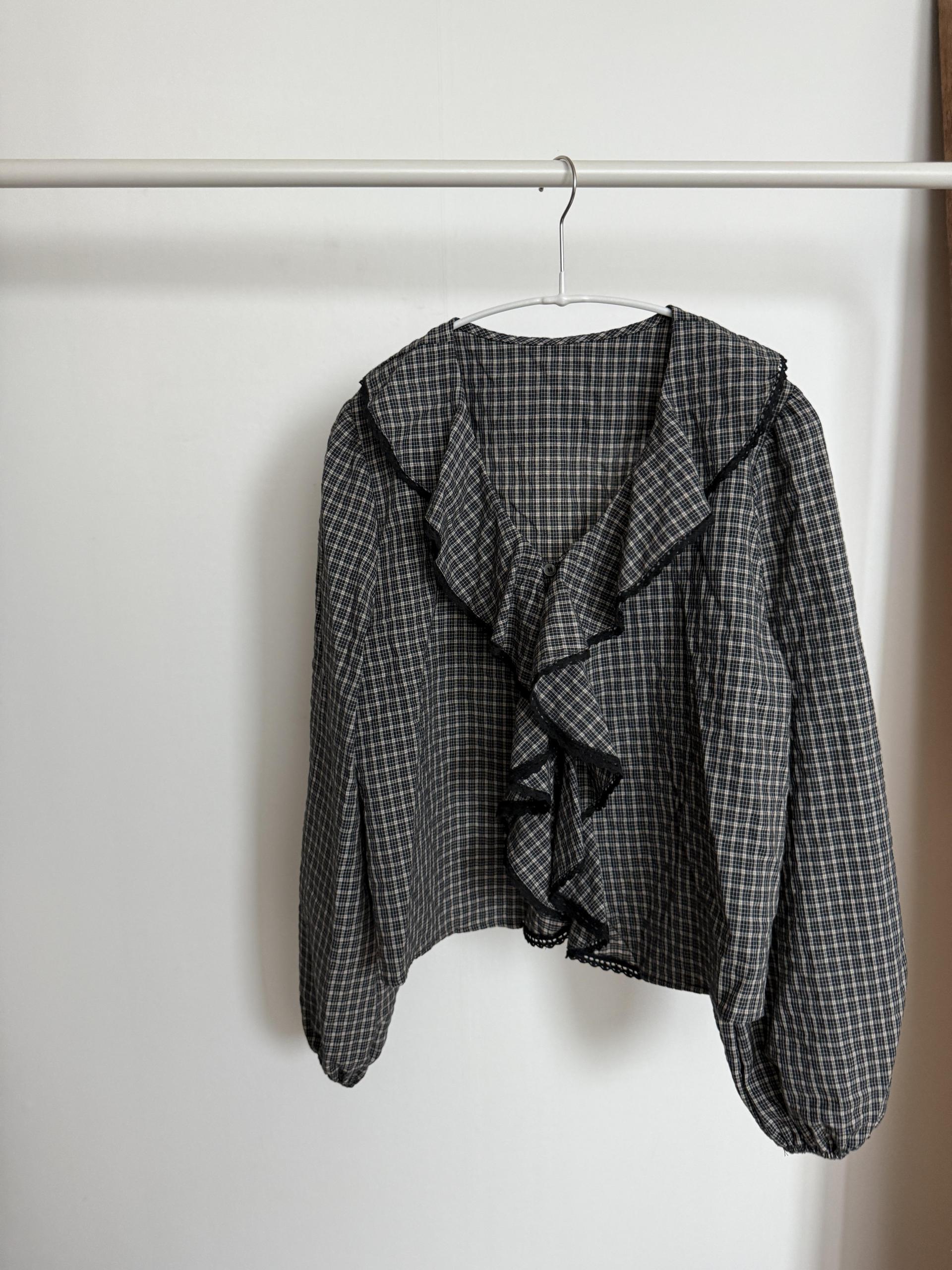 sally frill blouse (check) 완