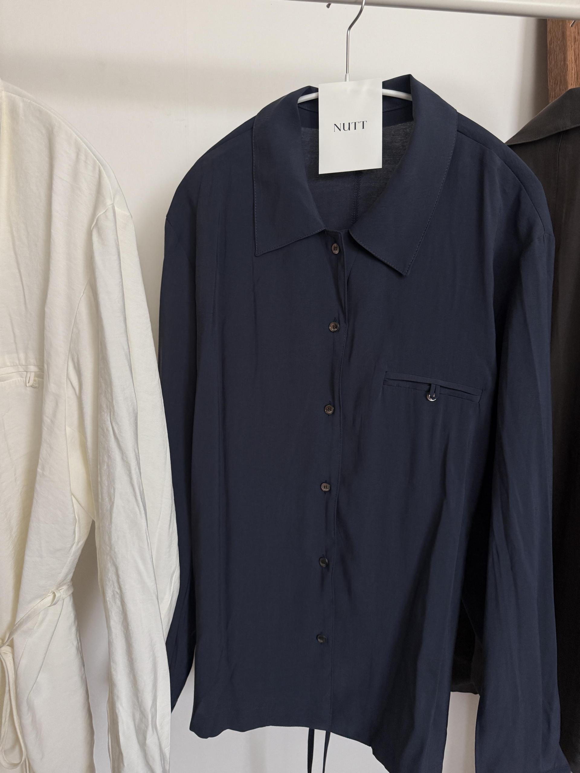 prim button blouse (brown/navy/cream)