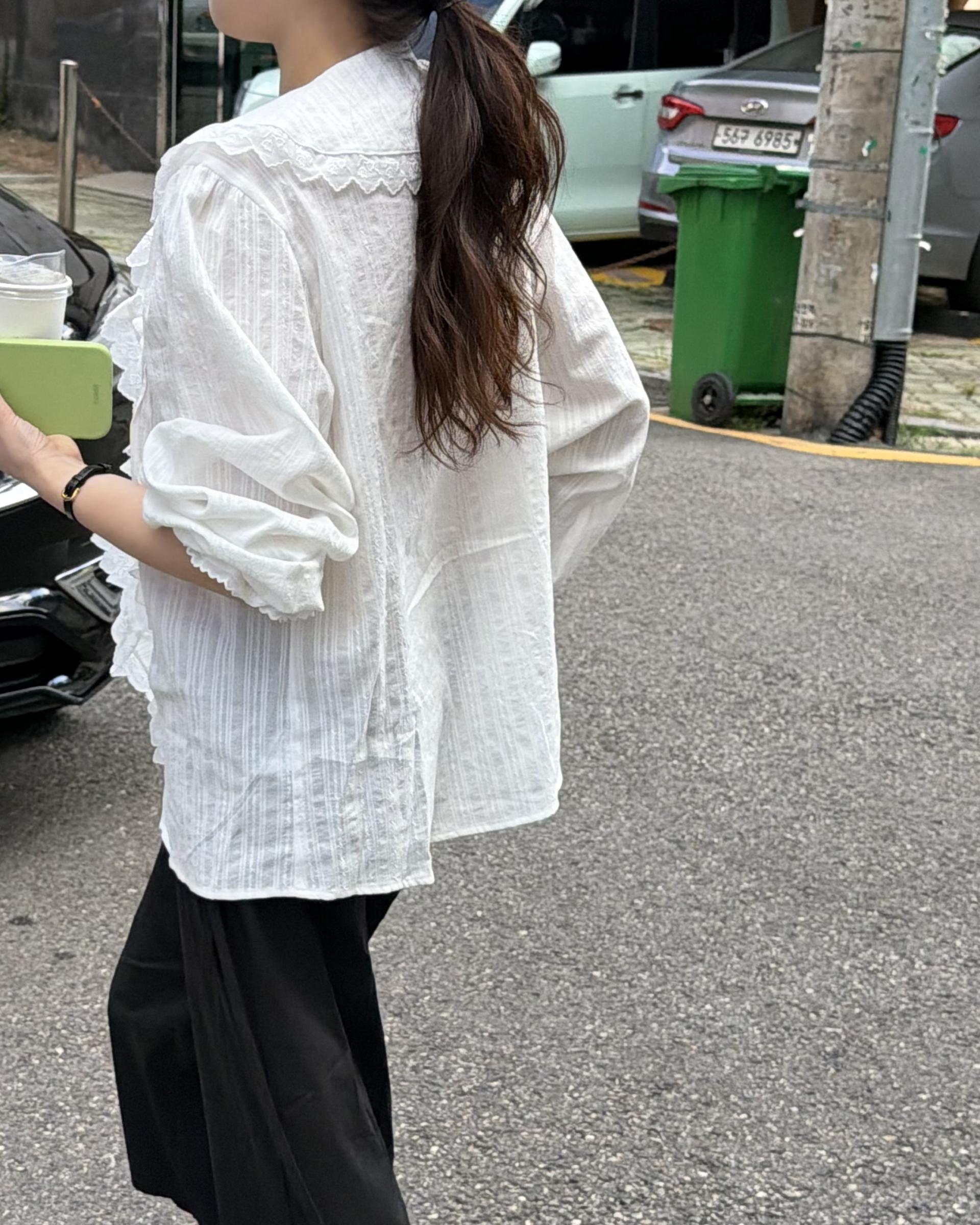 cottage ruffle lace blouse (white/check)